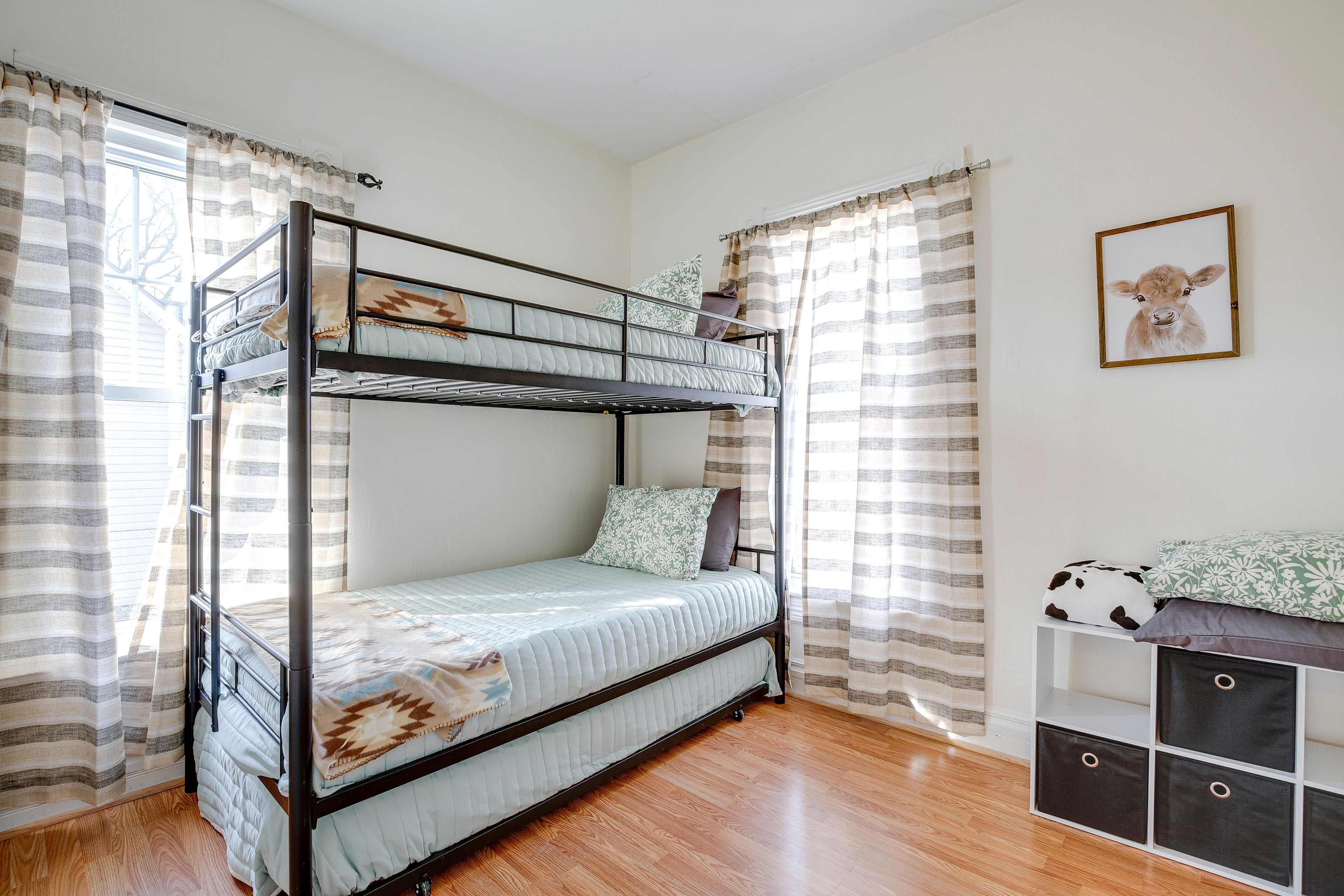 Bedroom 2 | Twin Bunk Bed w/ Twin Trundle