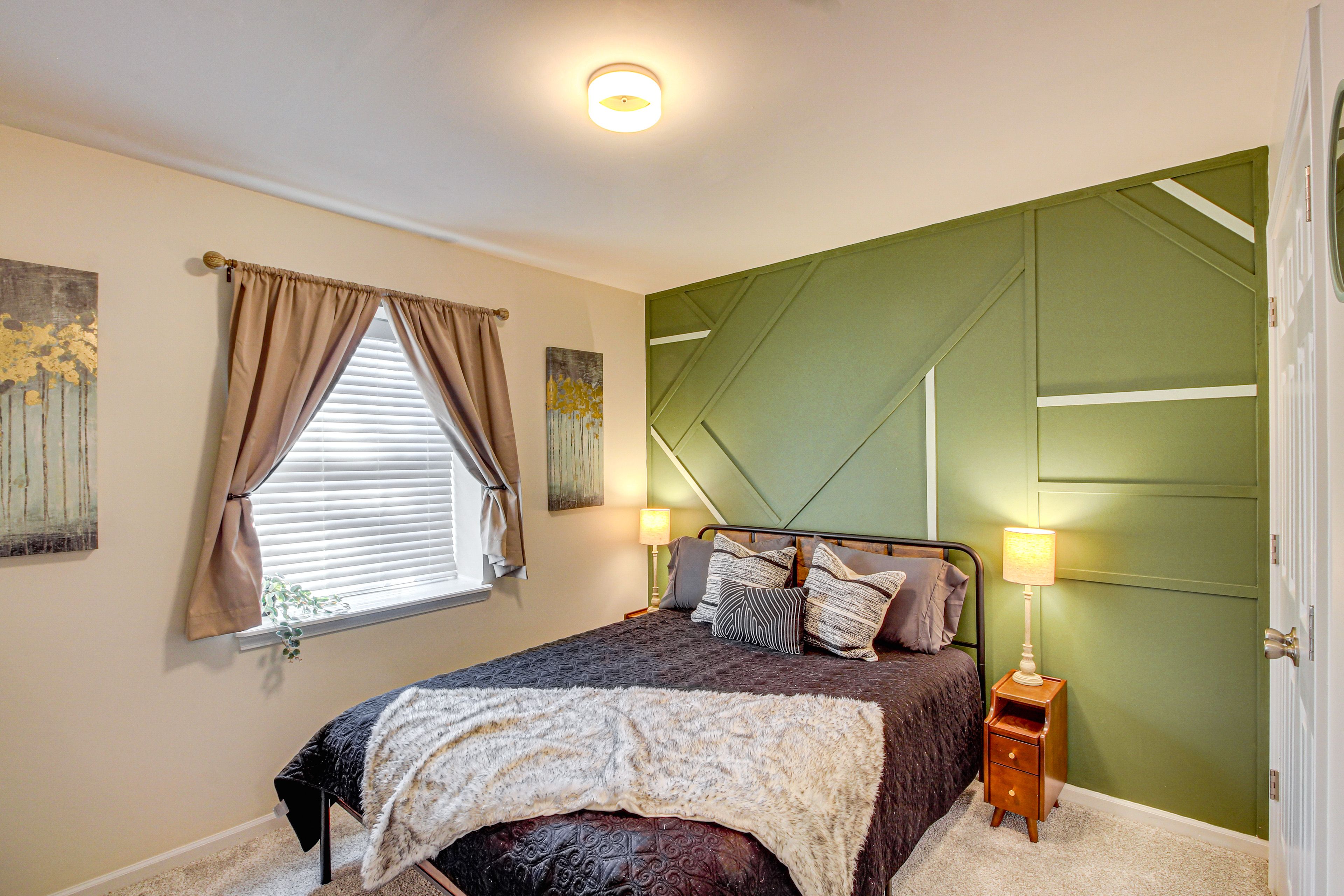 Bedroom 3 | Queen Bed | 2nd Floor