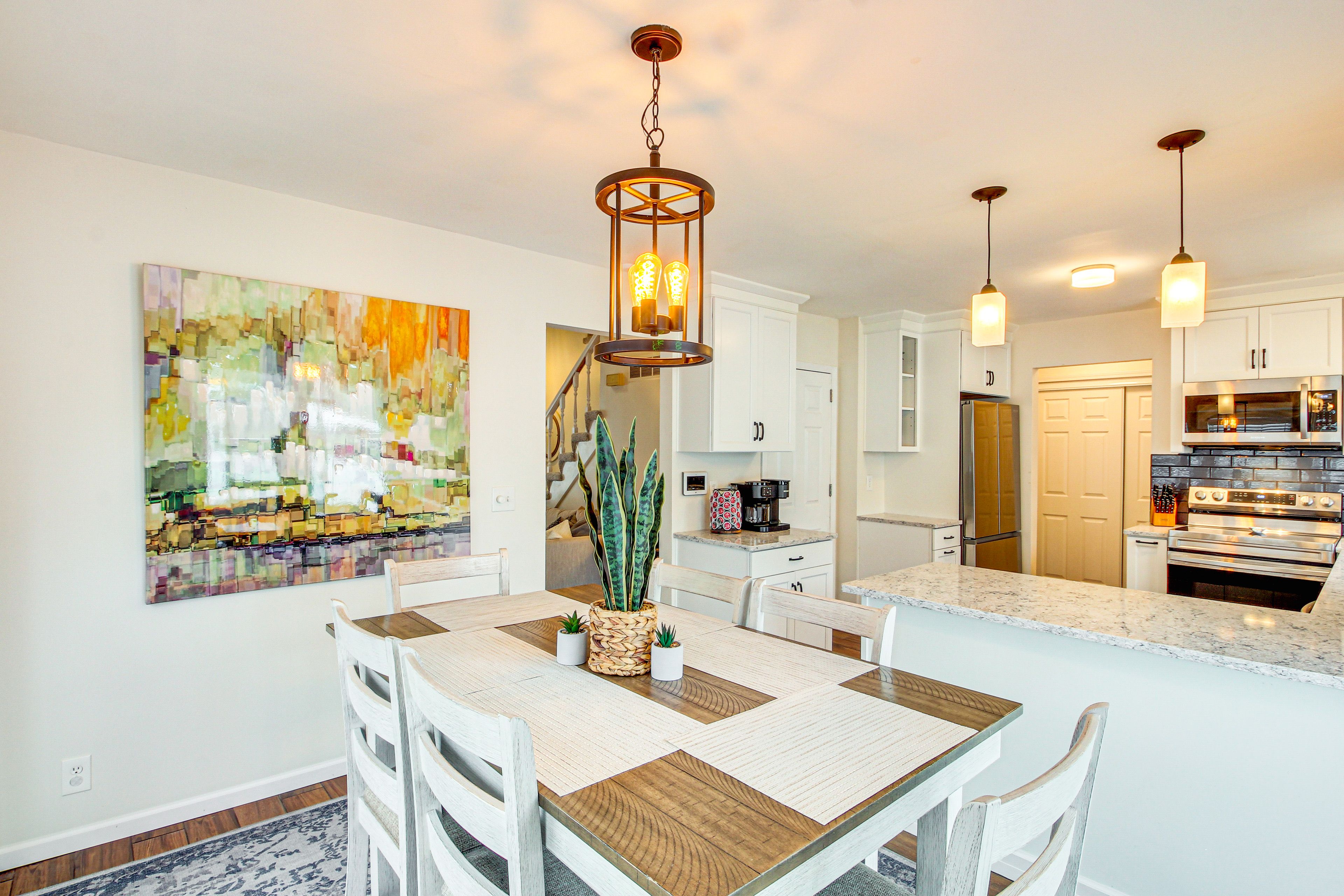 Dining Area | 1st Floor