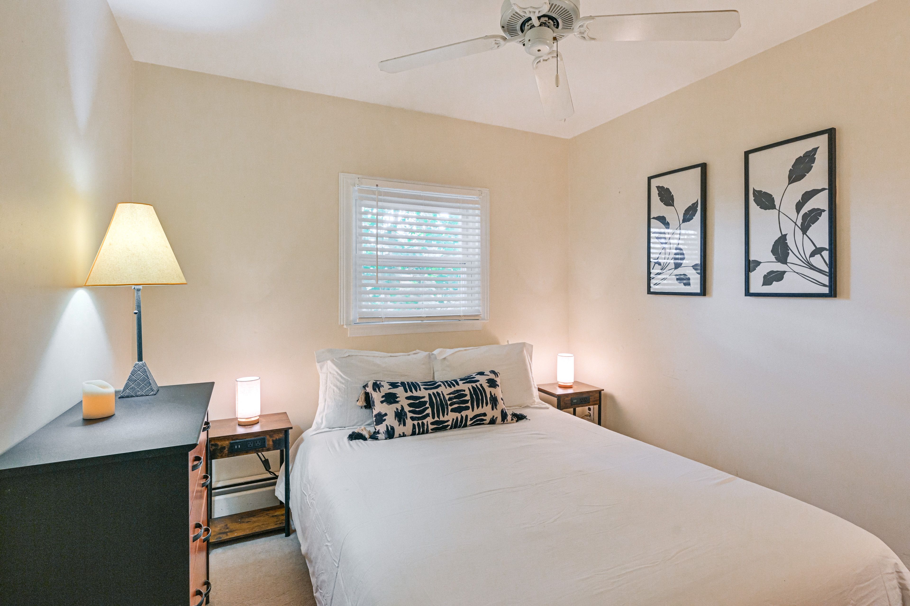 Bedroom 3 | 2nd Floor | Queen Bed
