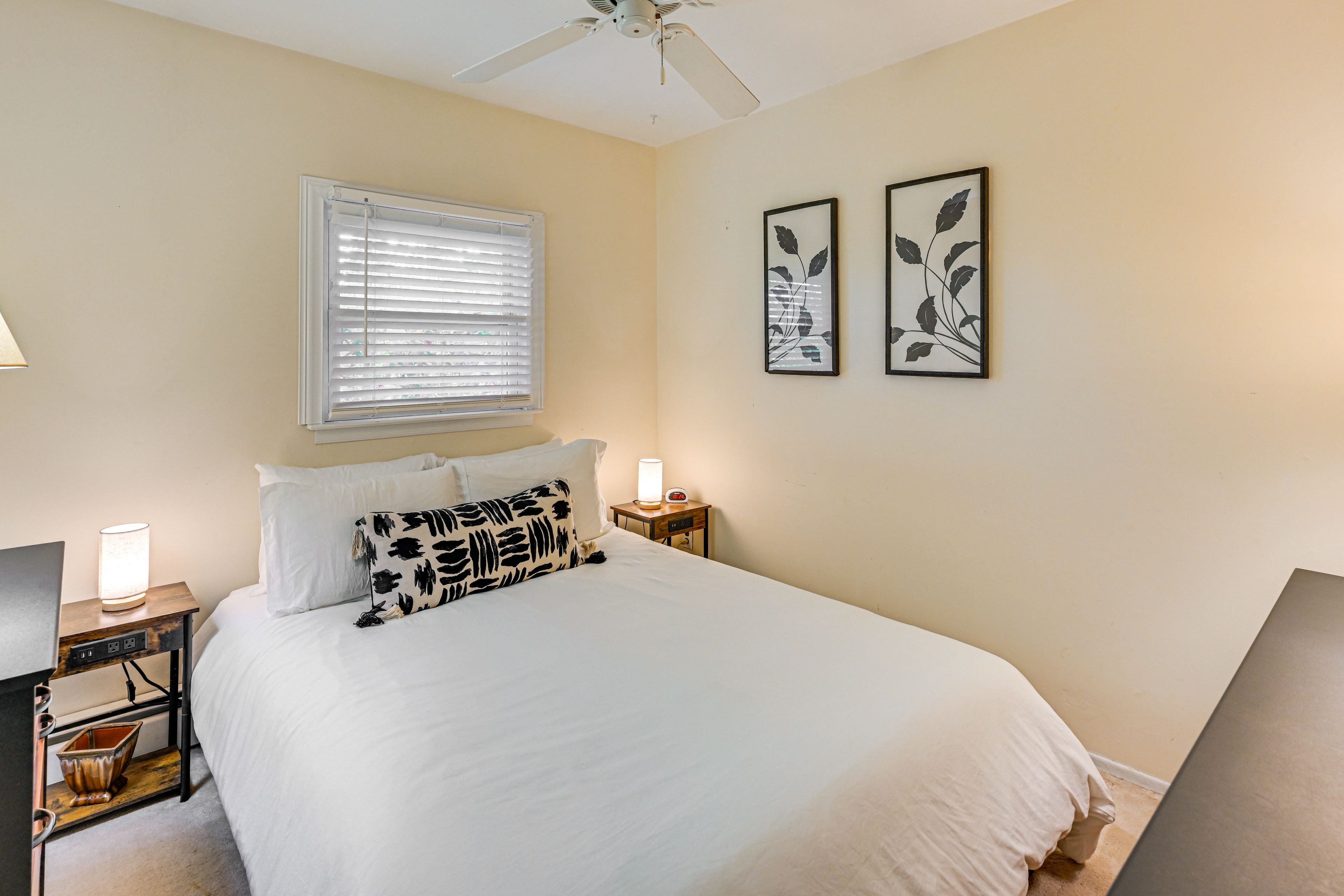 Bedroom 3 | 2nd Floor | Queen Bed