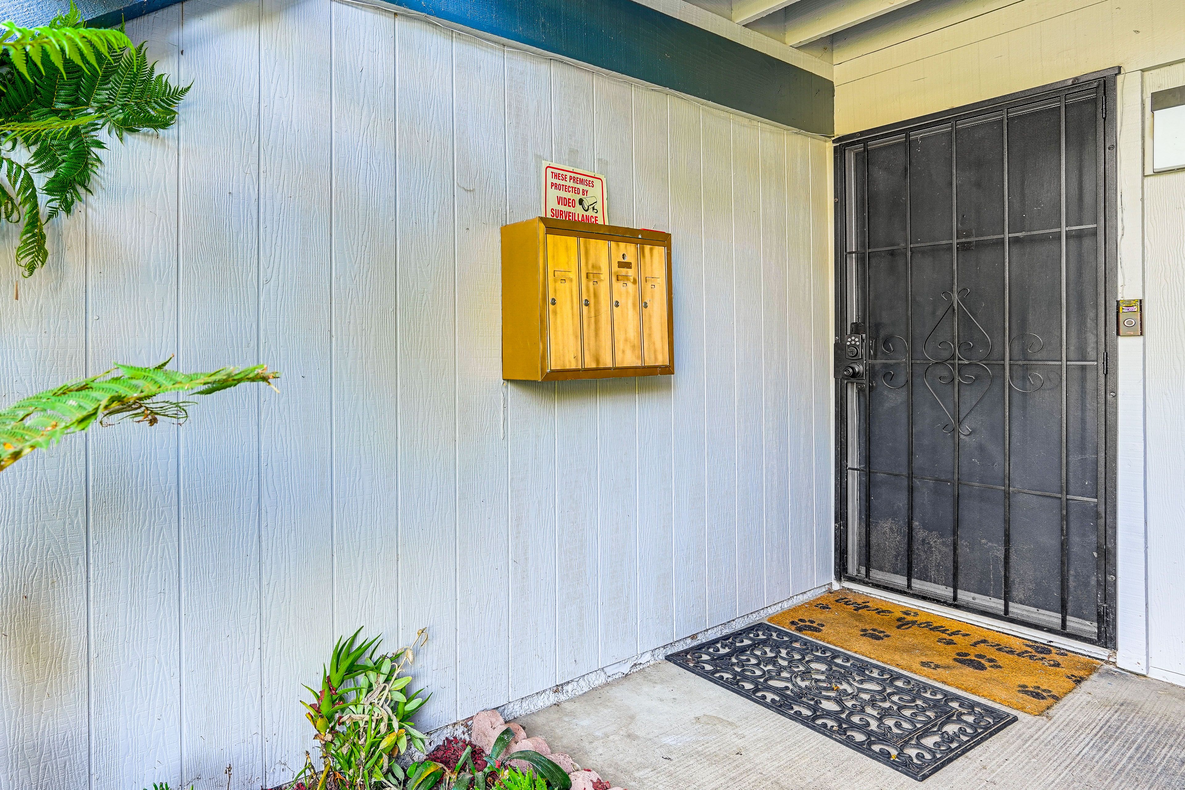 Property Exterior | Assigned Carport Parking (1 Vehicle) | Free Street Parking