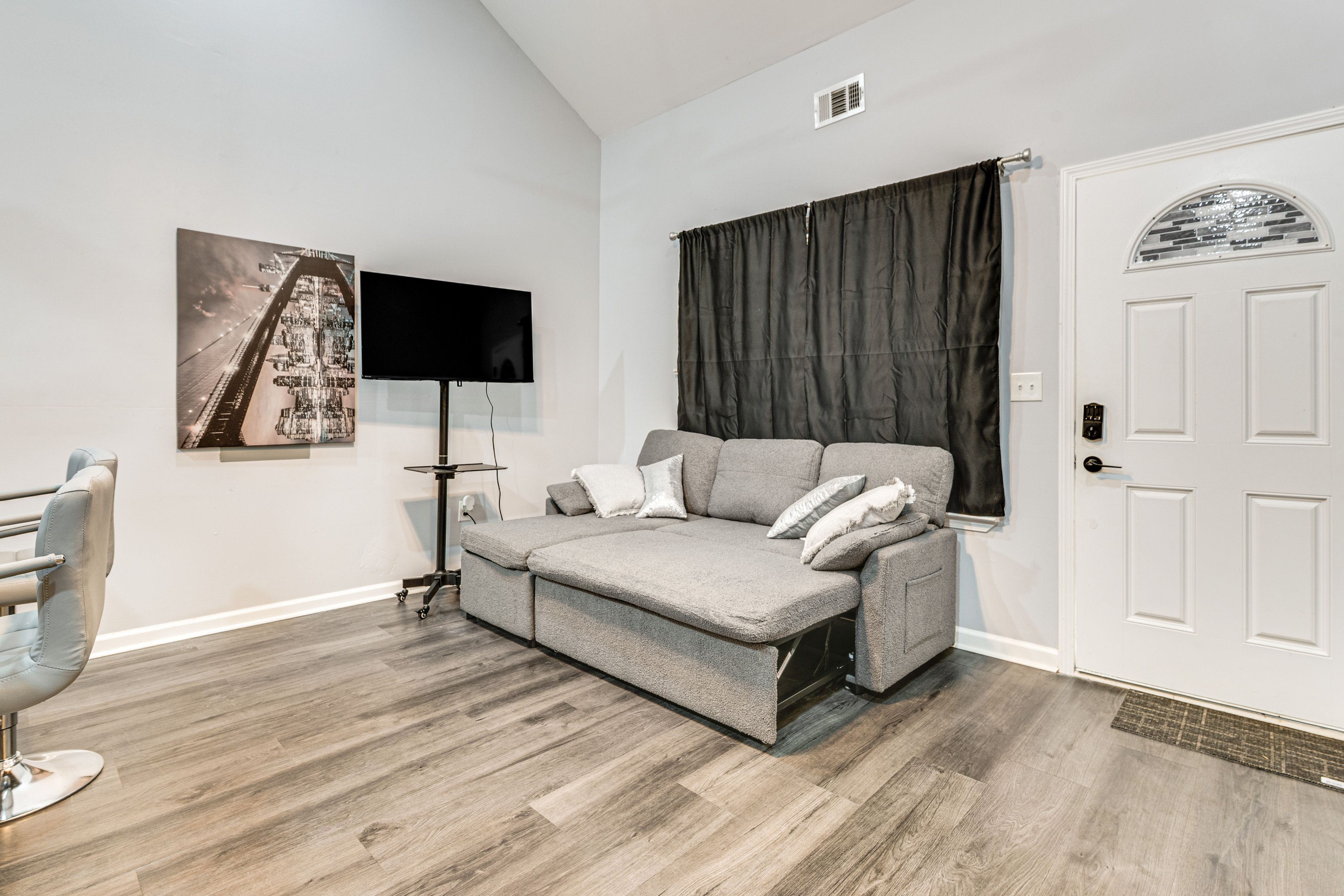 Living Room | Sleeper Sofa | Free WiFi | Central A/C & Heat | Single-Story Home