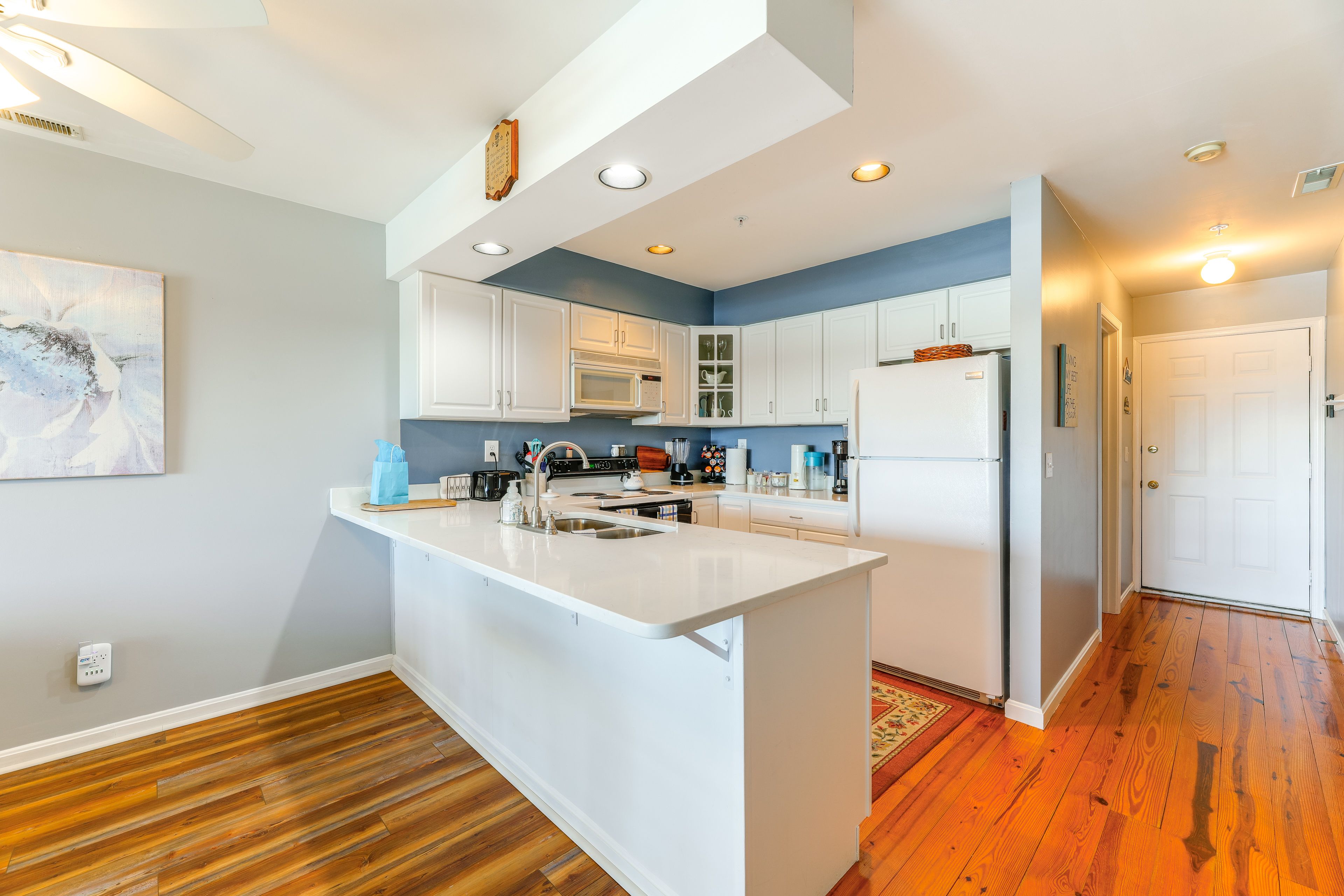 Kitchen | Single-Serve & Drip Coffee Makers | Dishwasher | Cooking Basics