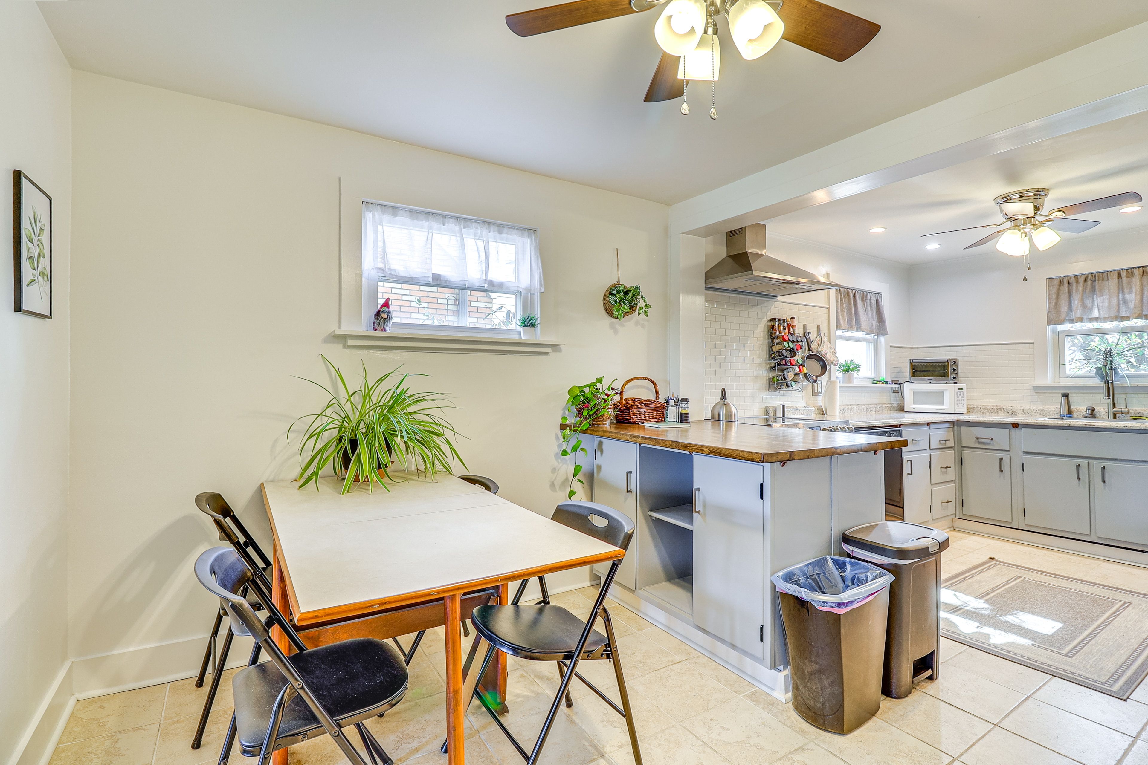 Dining Area | Dishware & Flatware Provided | Main Floor