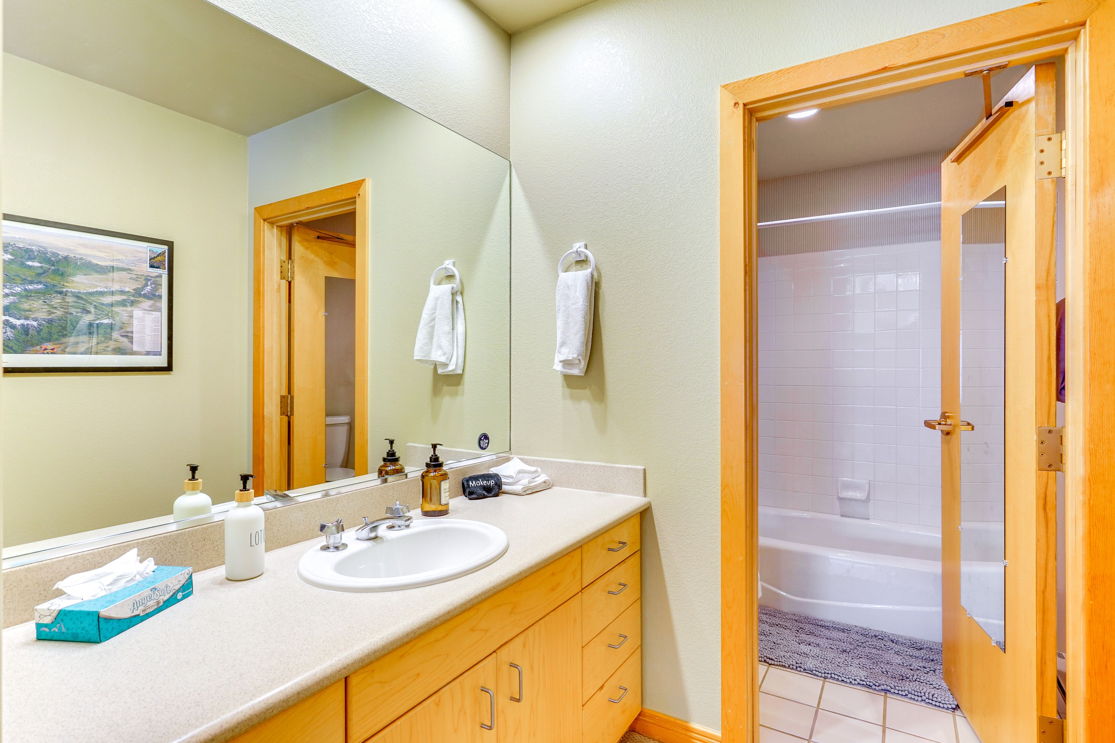 En-Suite Bathroom