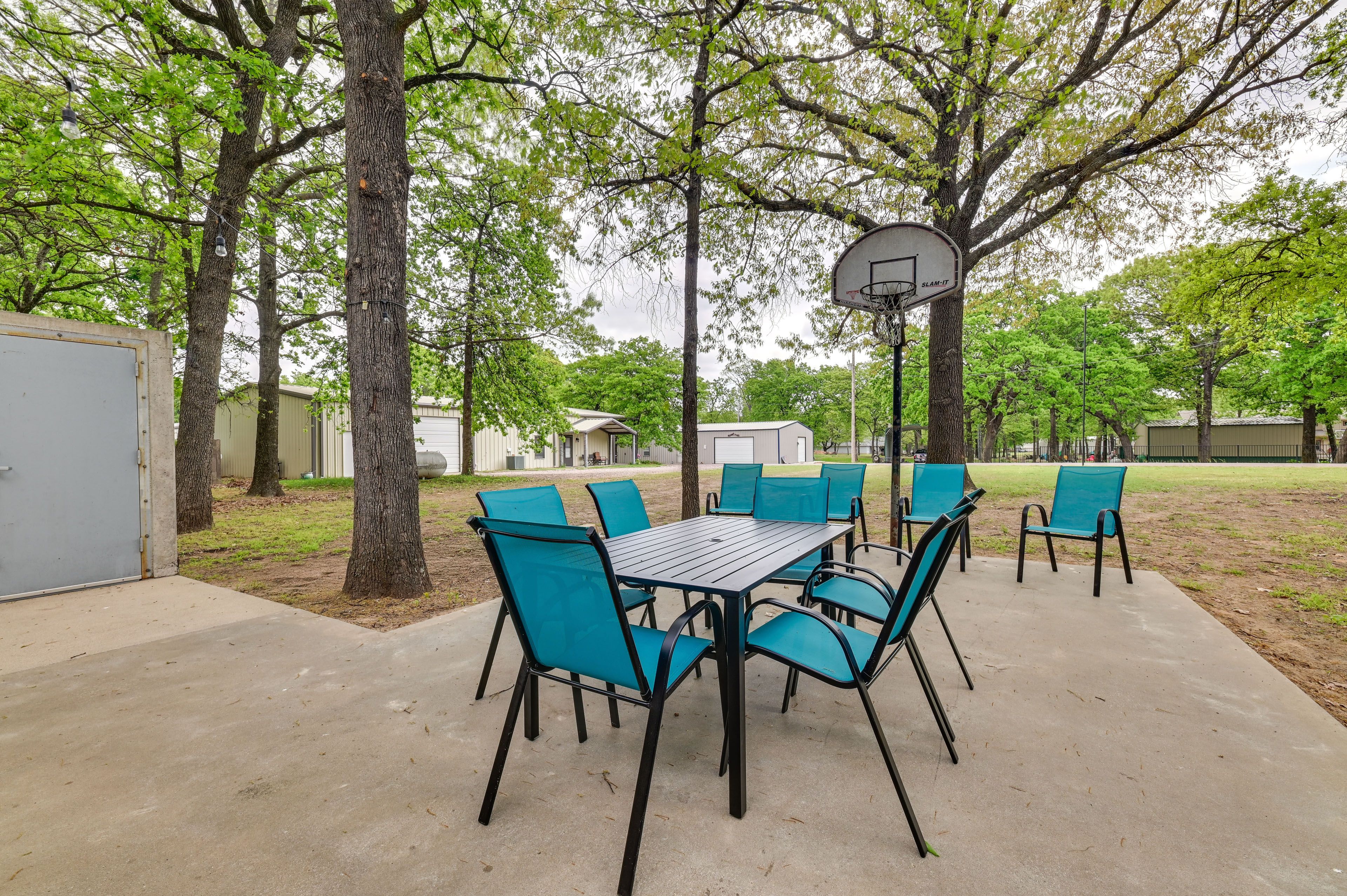 Kingston Vacation Rental | 3BR | 2BA | 4 Steps to Enter | 1,500 Sq Ft