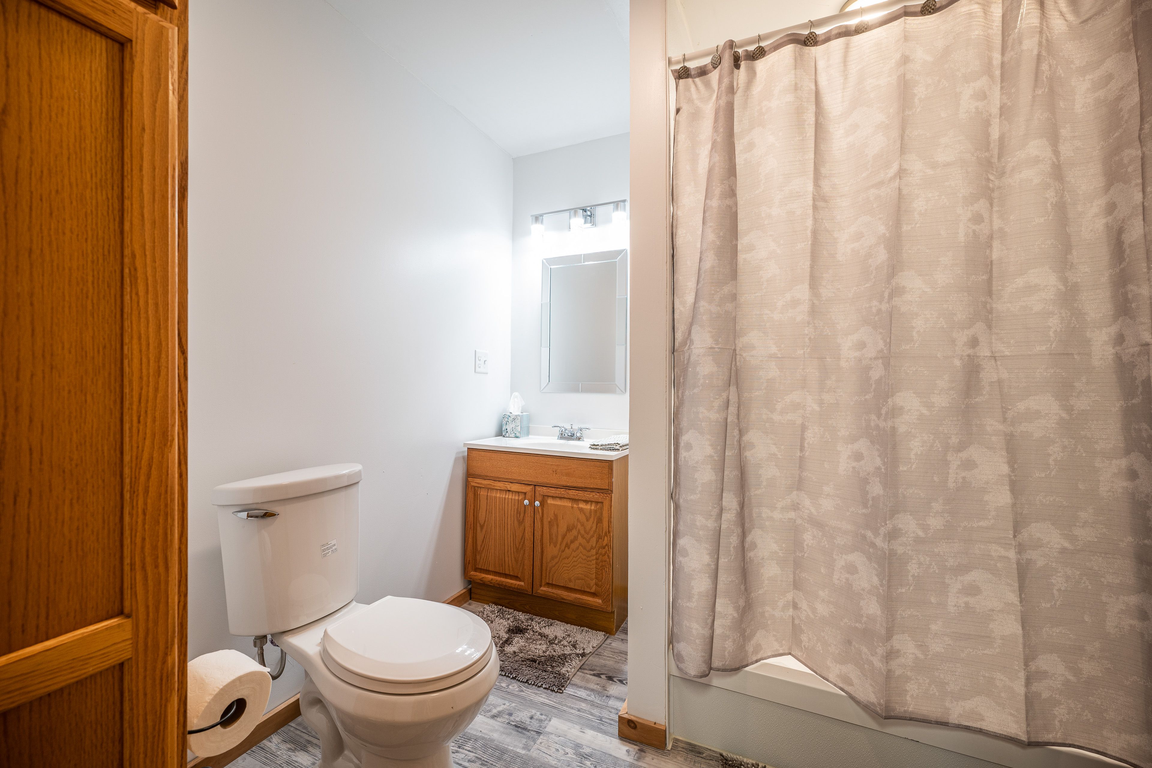 Full Bathroom | 1st Floor