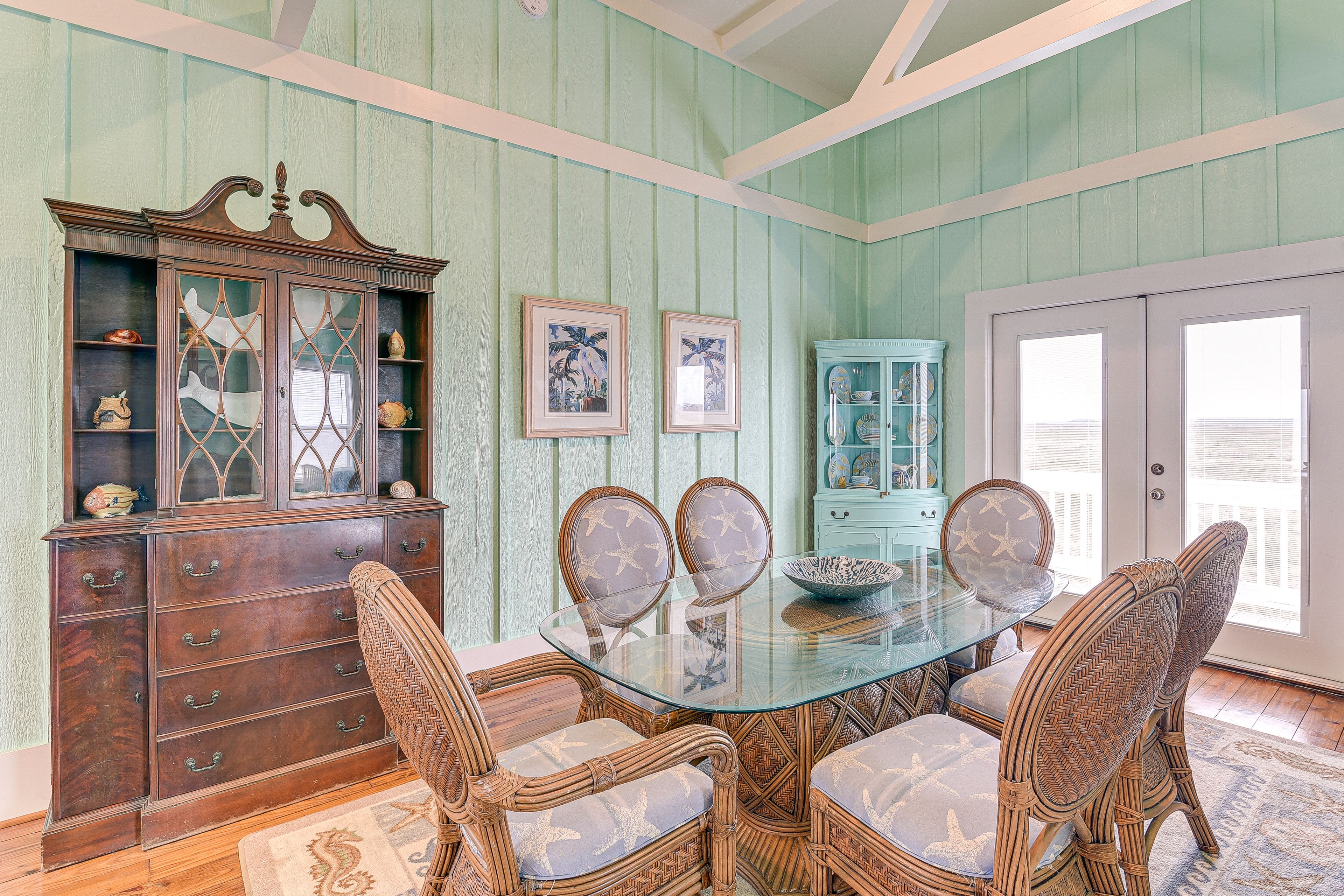 Formal Dining Area | 2nd Floor