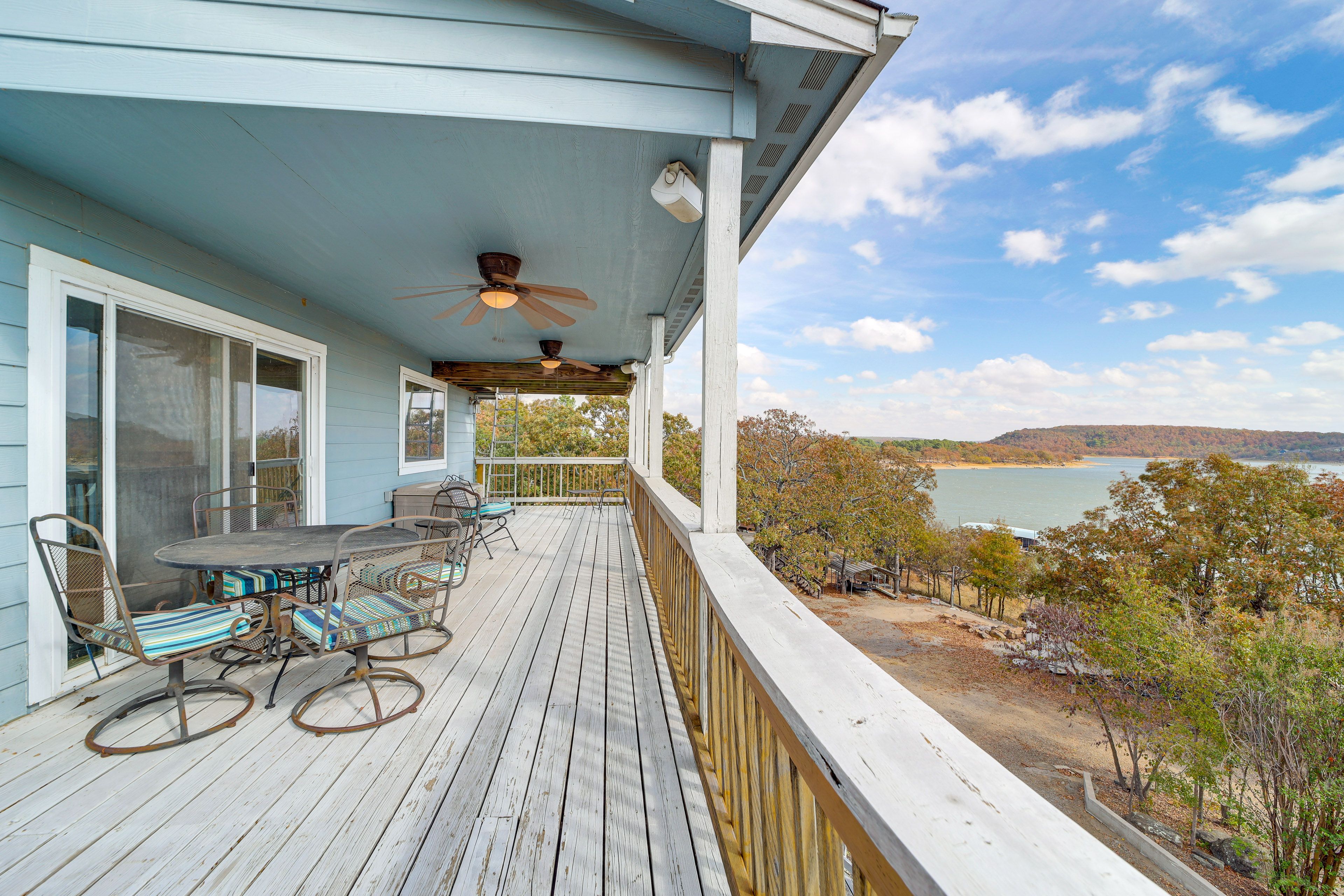 2nd-Floor Deck | Additional Outdoor Dining