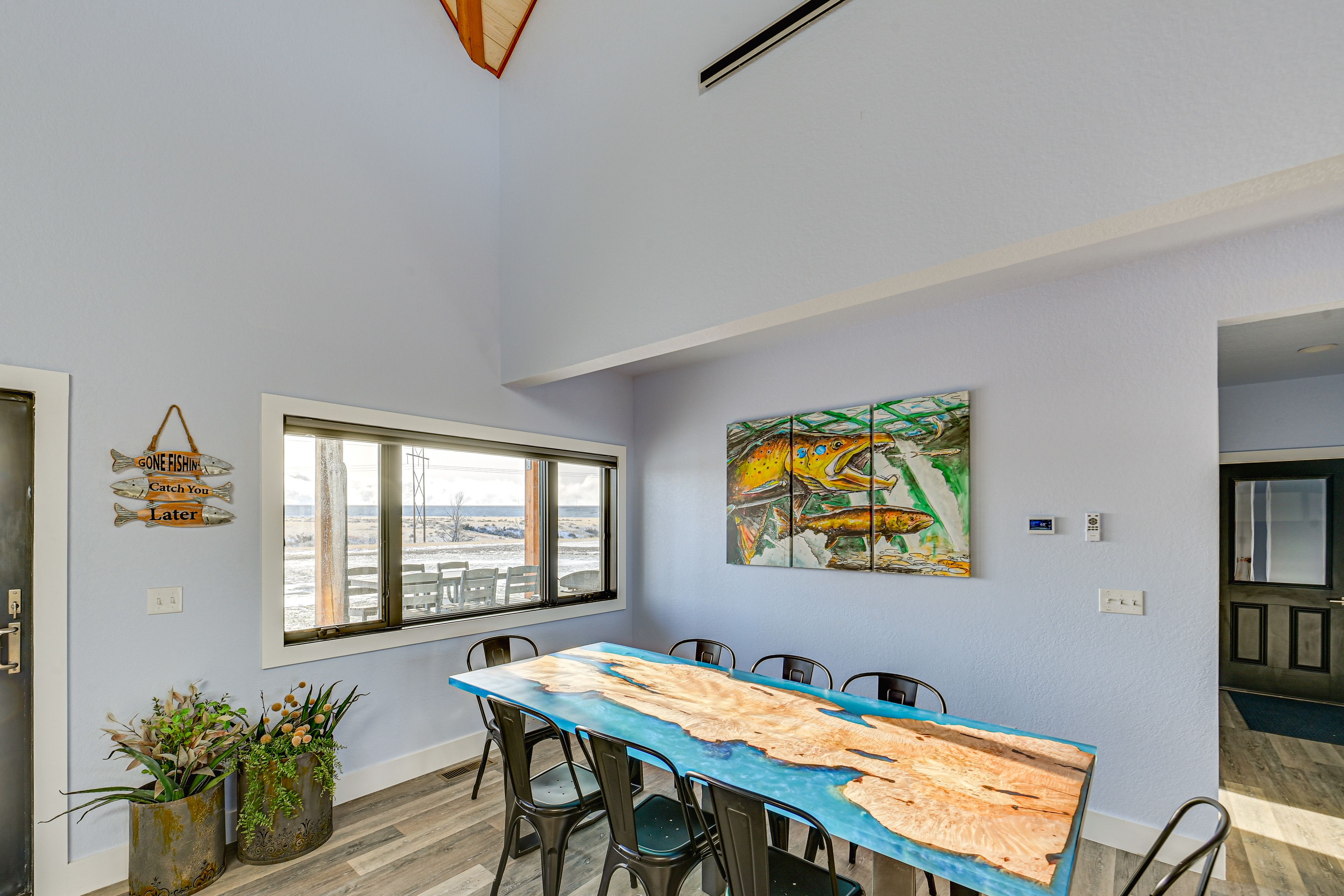 Dining Room | 1st Floor | Dishware & Flatware