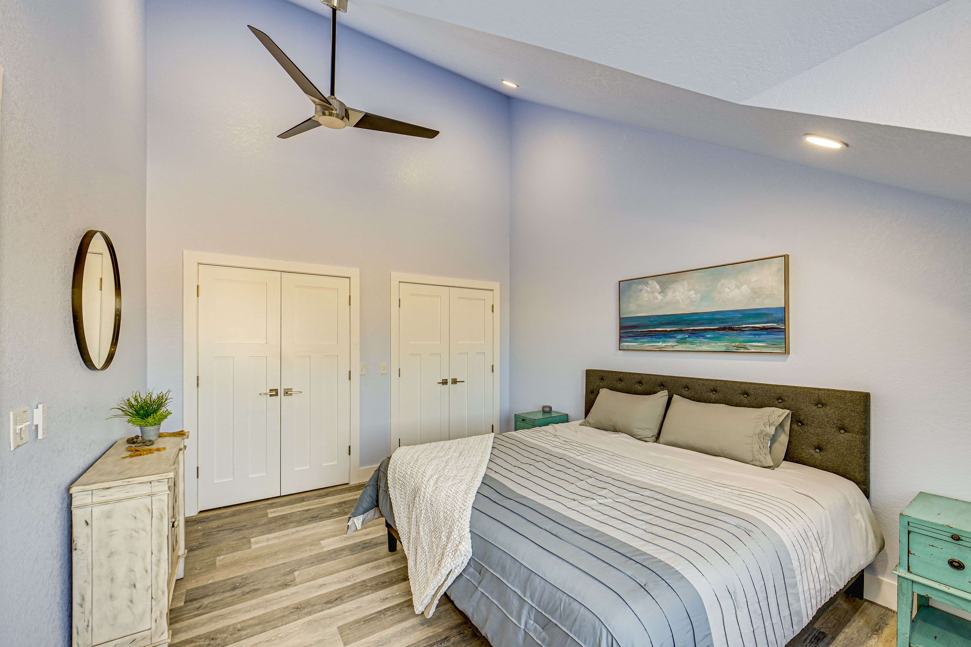 Bedroom 2 | 2nd Floor | King Bed | Linens Provided