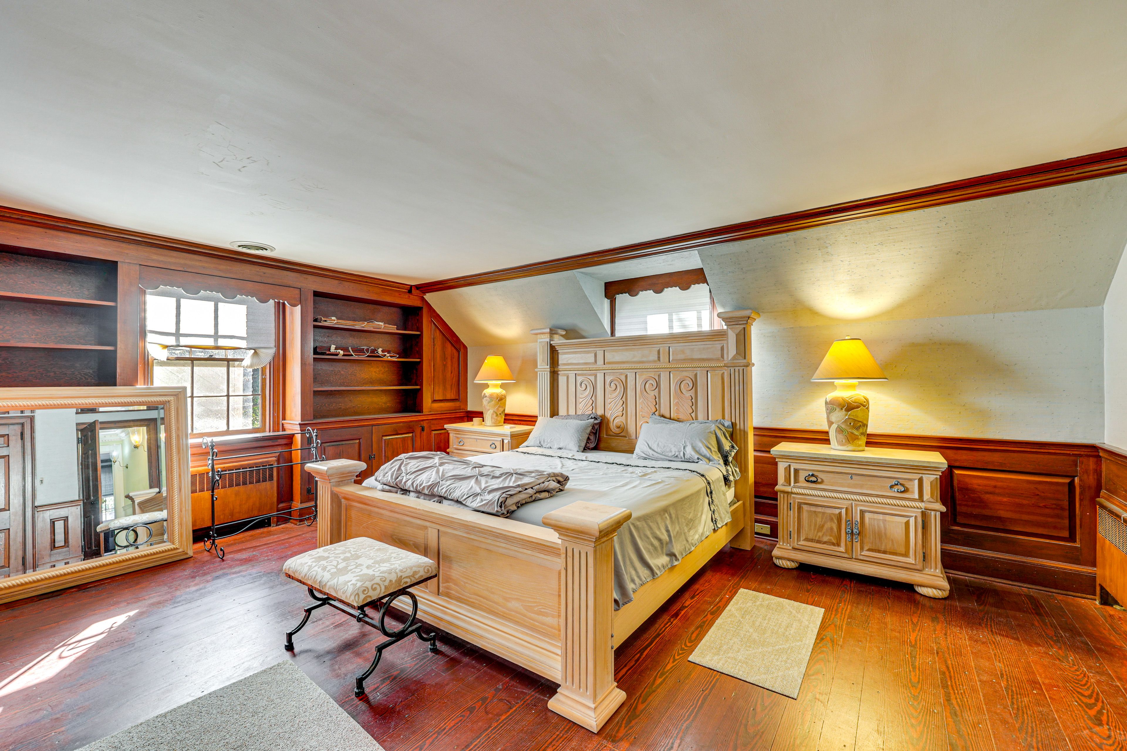 Bedroom 3 | 2nd Floor | King Bed