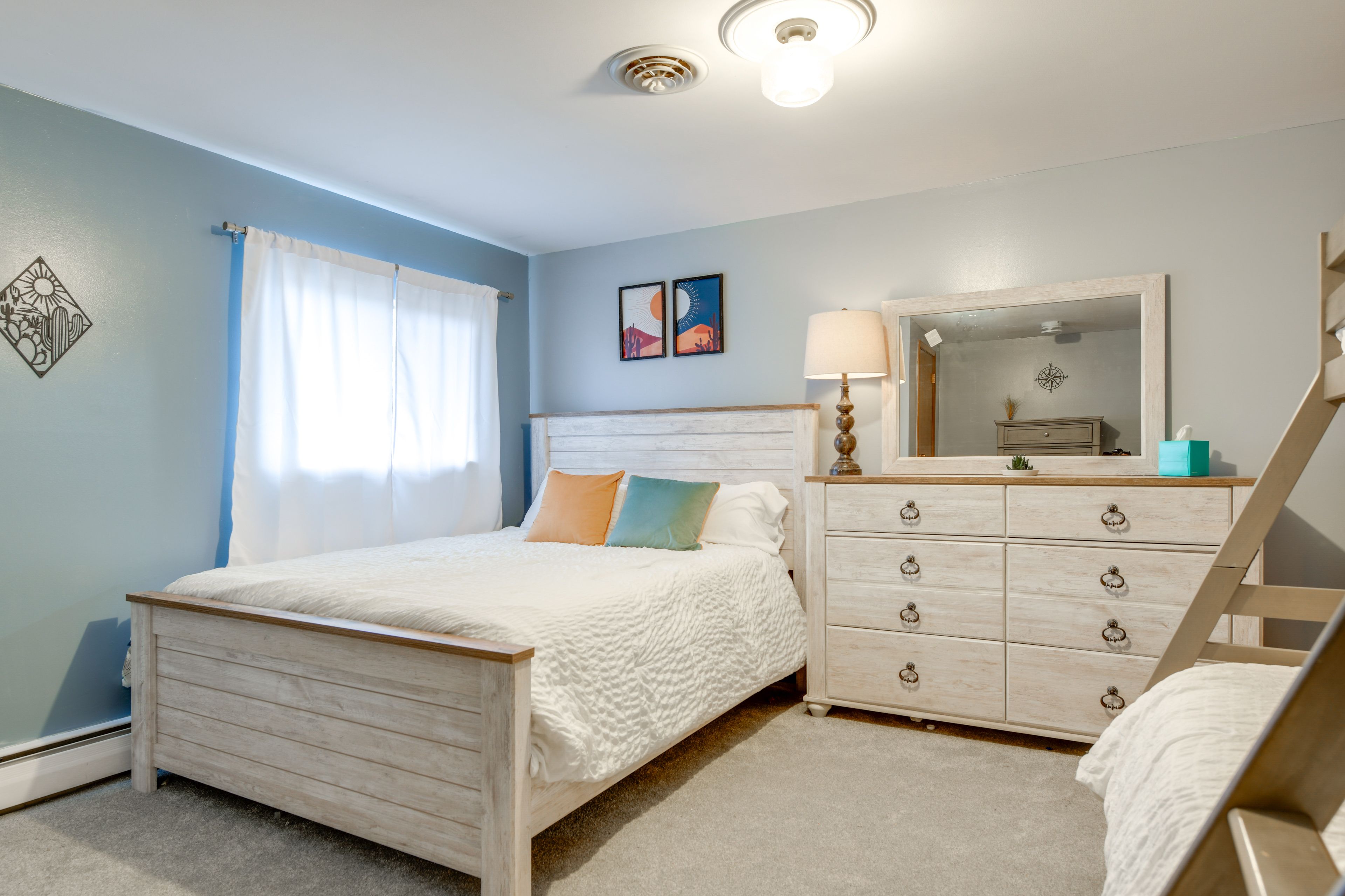 Bedroom 4 | Upper Level | Queen Bed | Twin/Queen Bunk Bed