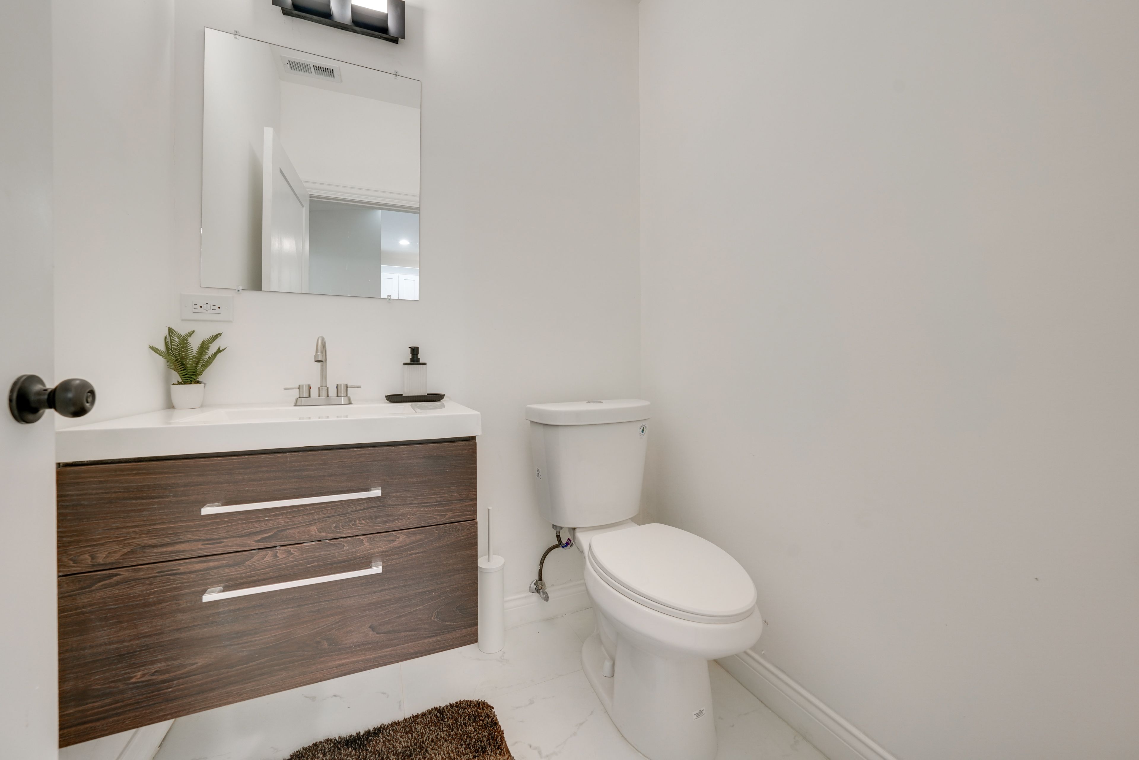 Half Bathroom | 1st Floor