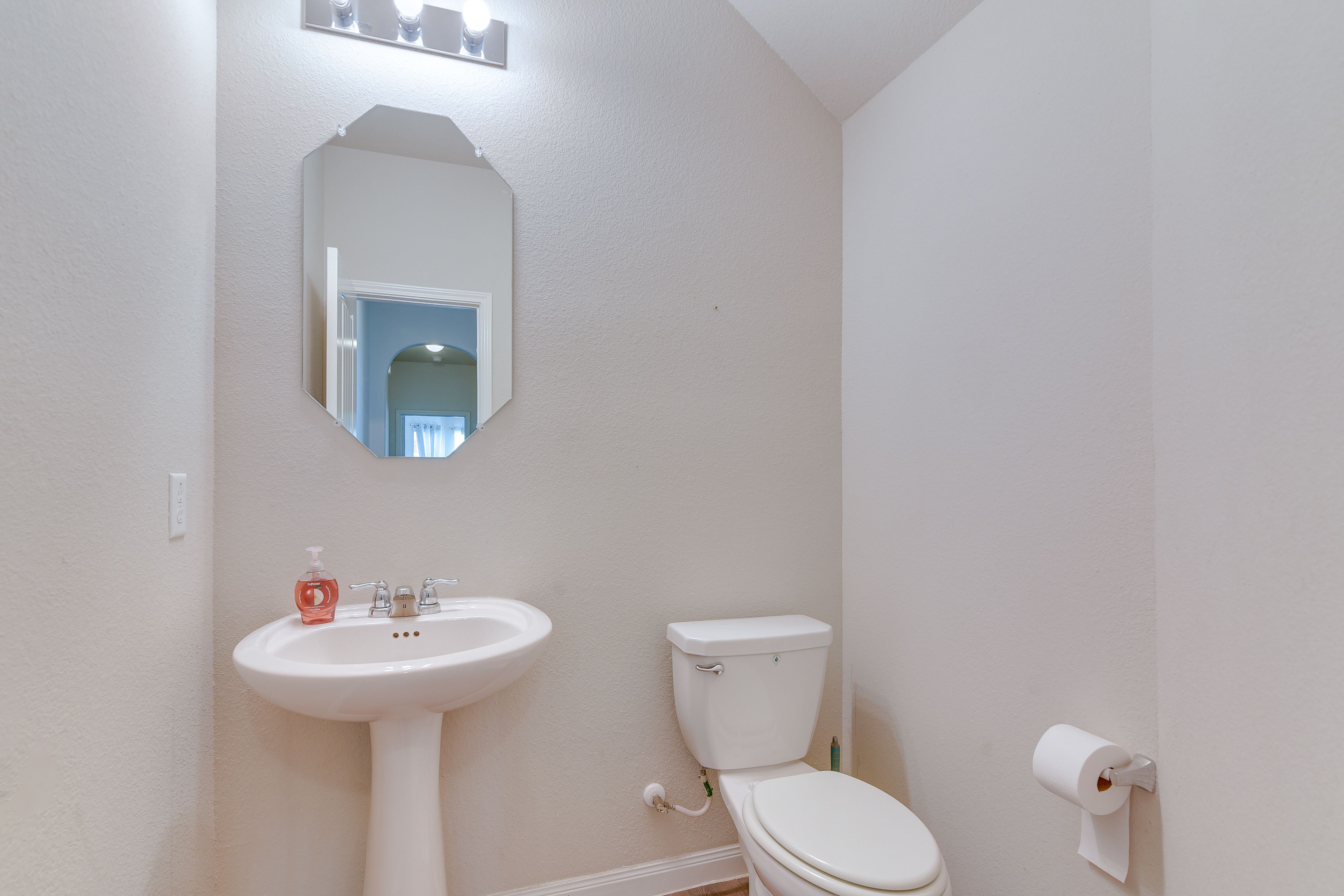 Half Bathroom | 1st Floor