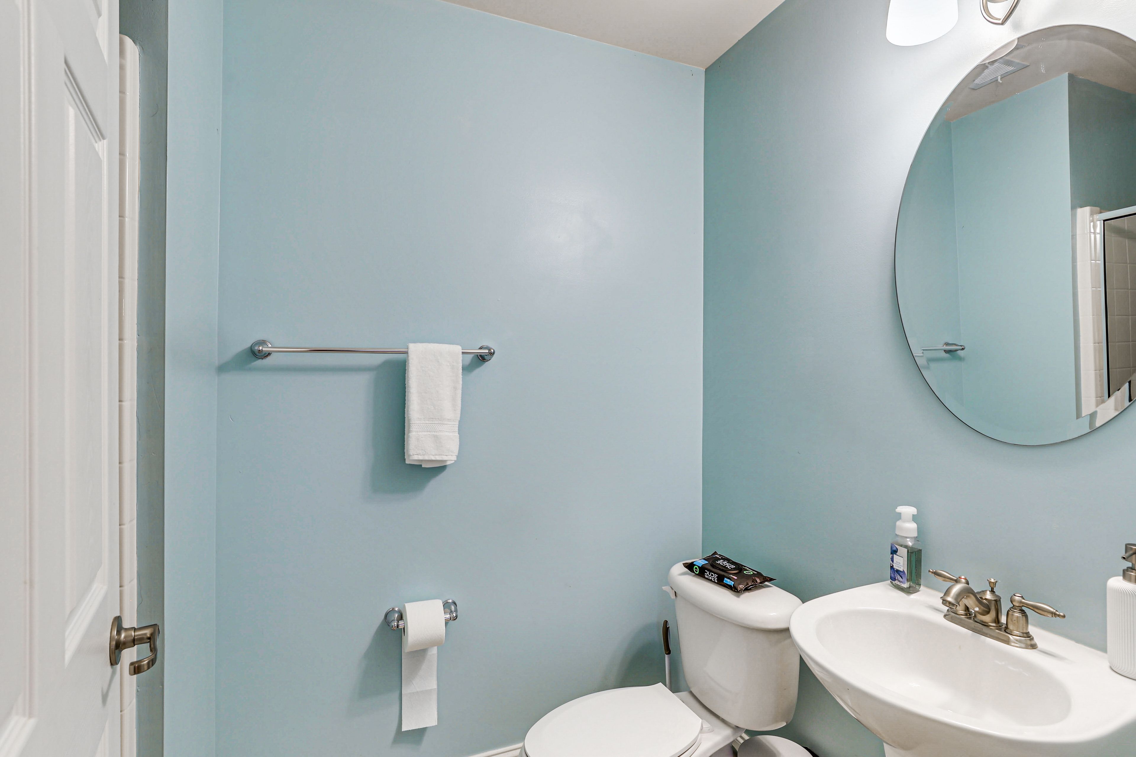 Full Bathroom | Lower Level