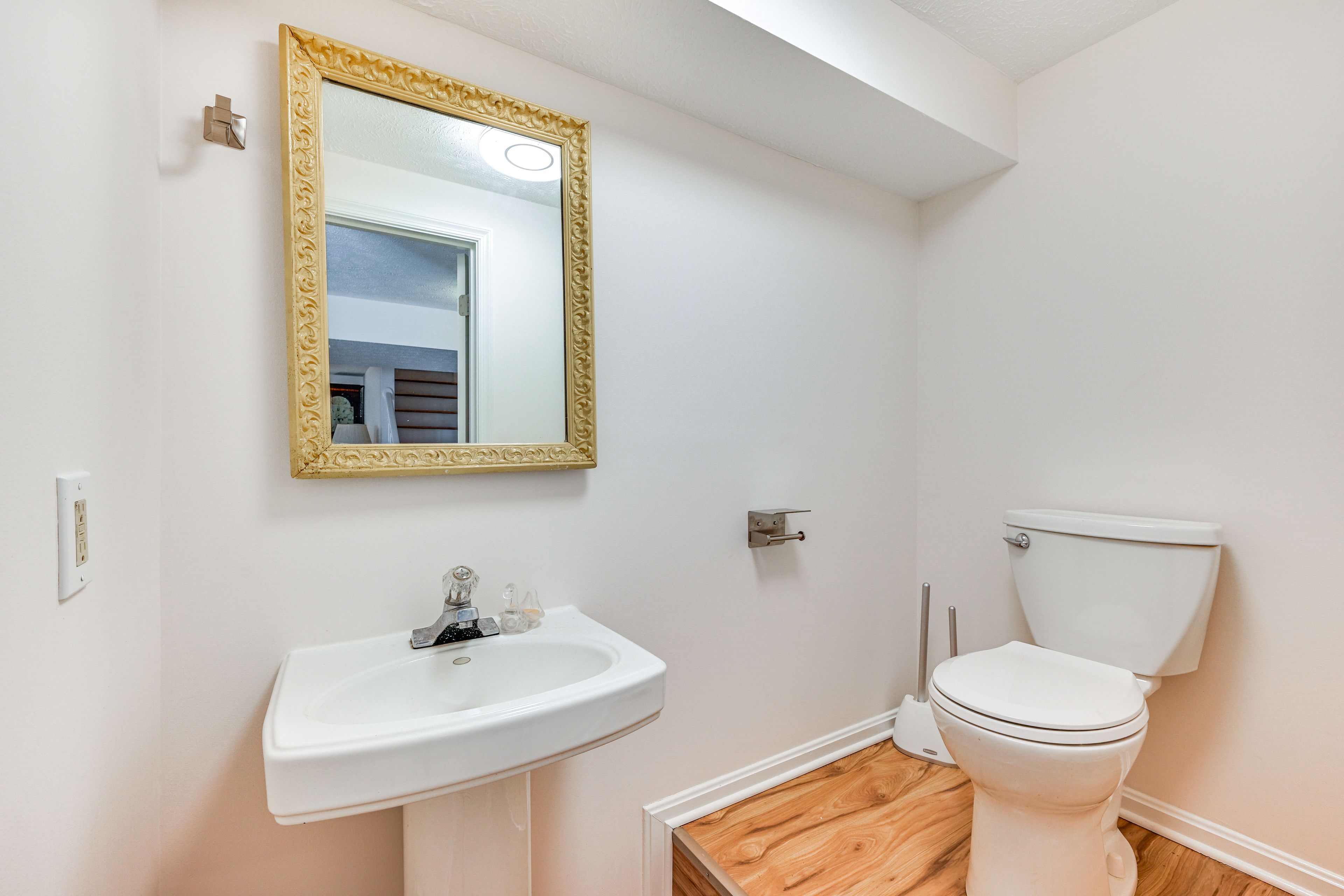 Half Bathroom | 1st Floor