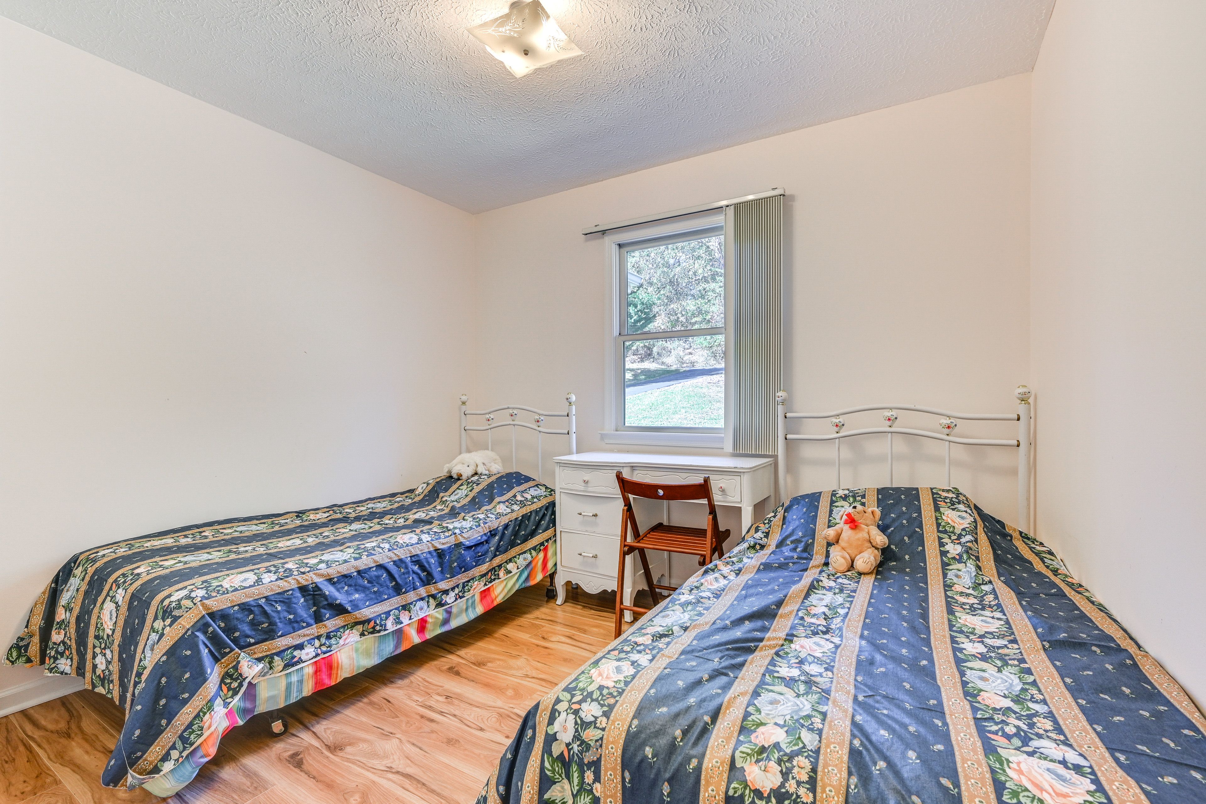 Bedroom 3 | 2 Twin Beds | 2nd Floor
