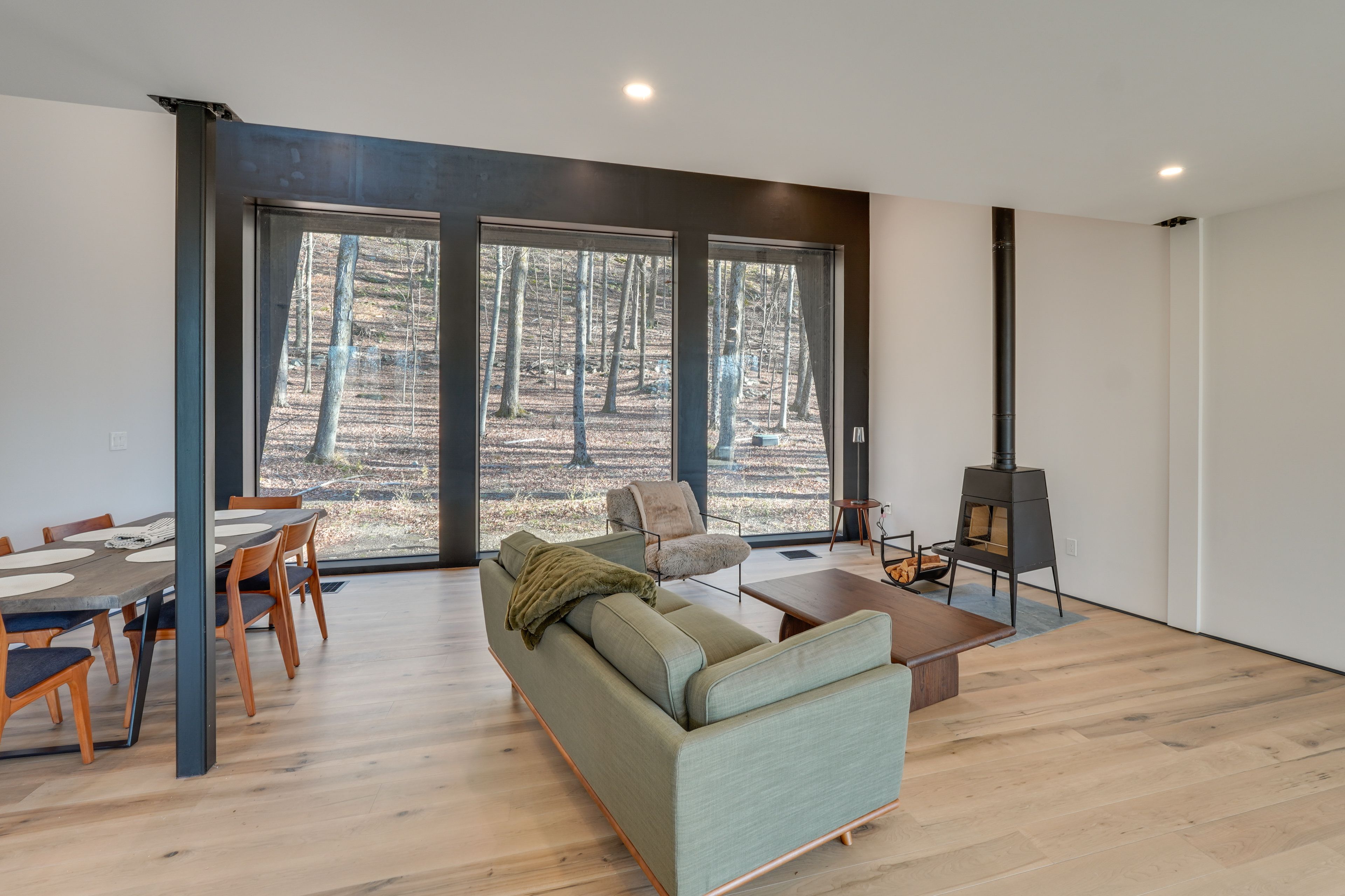 Highland Vacation Rental | 3BR | 3BA | Steps to Enter | 3,000 Sq Ft