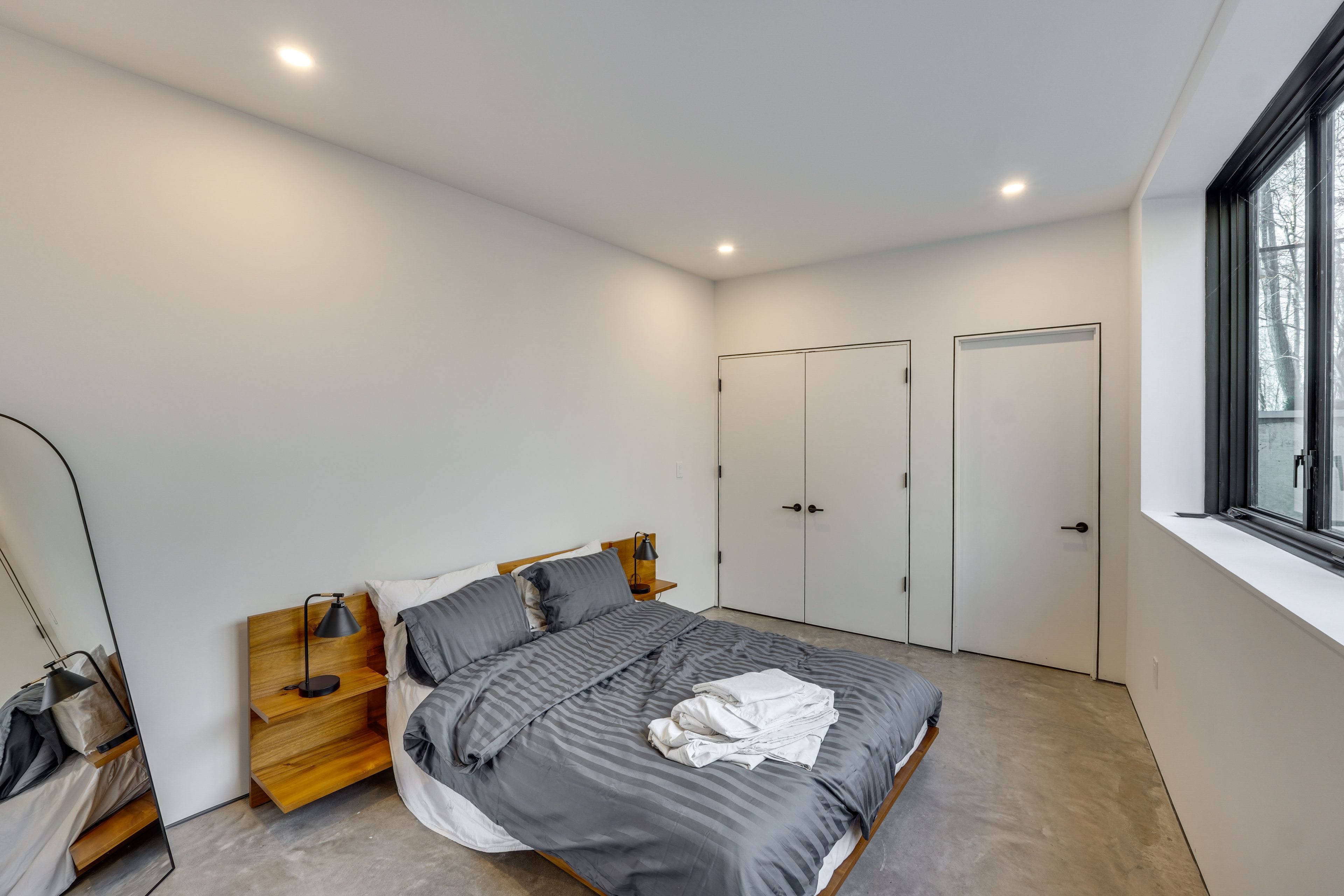 Bedroom 3 | Queen Bed | Basement
