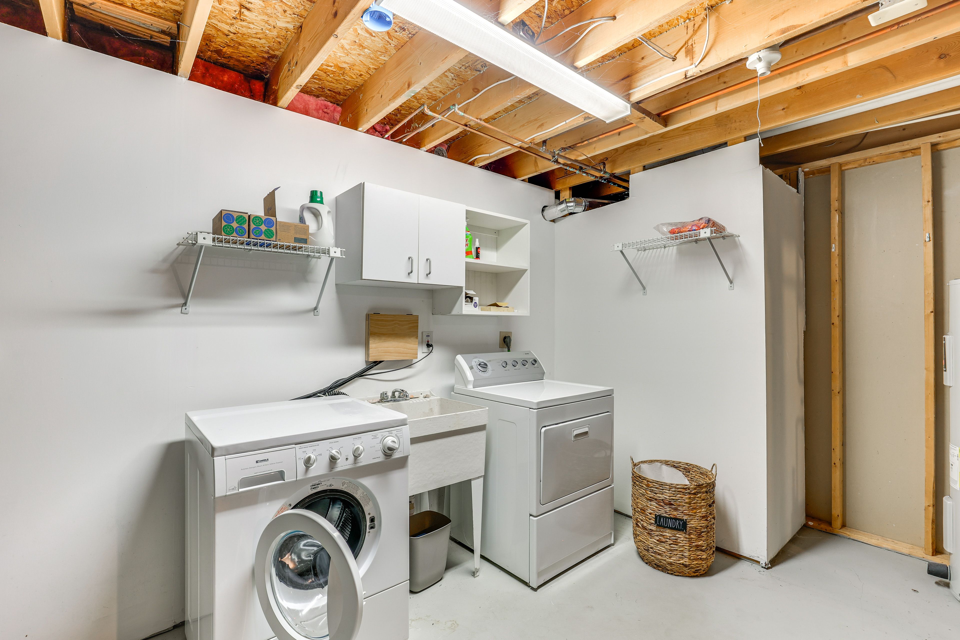 Washer & Dryer | Lower Level