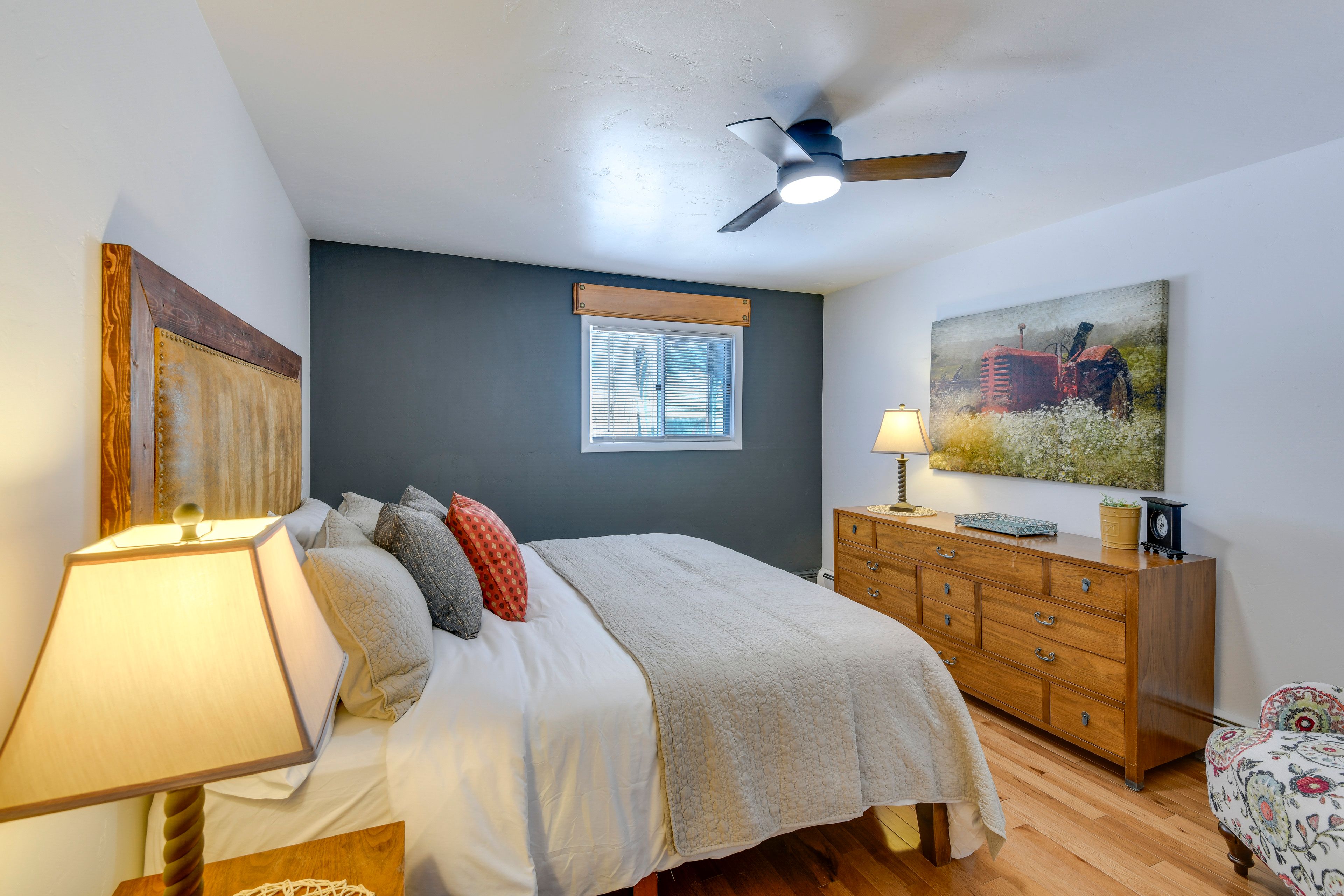 Bedroom 3 | Main Level | King Bed | Linens Provided