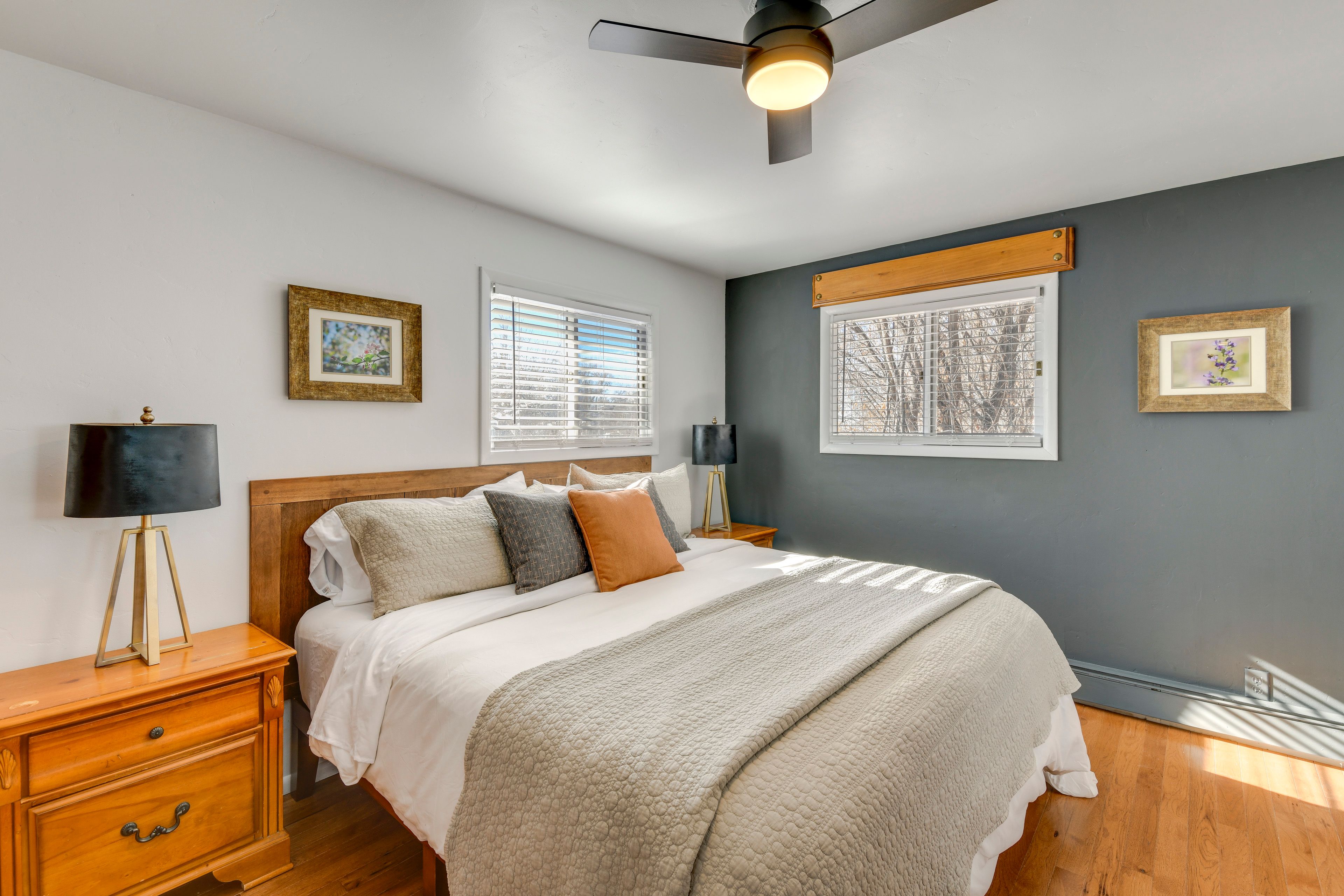 Bedroom 2 | Main Level | King Bed | Linens Provided