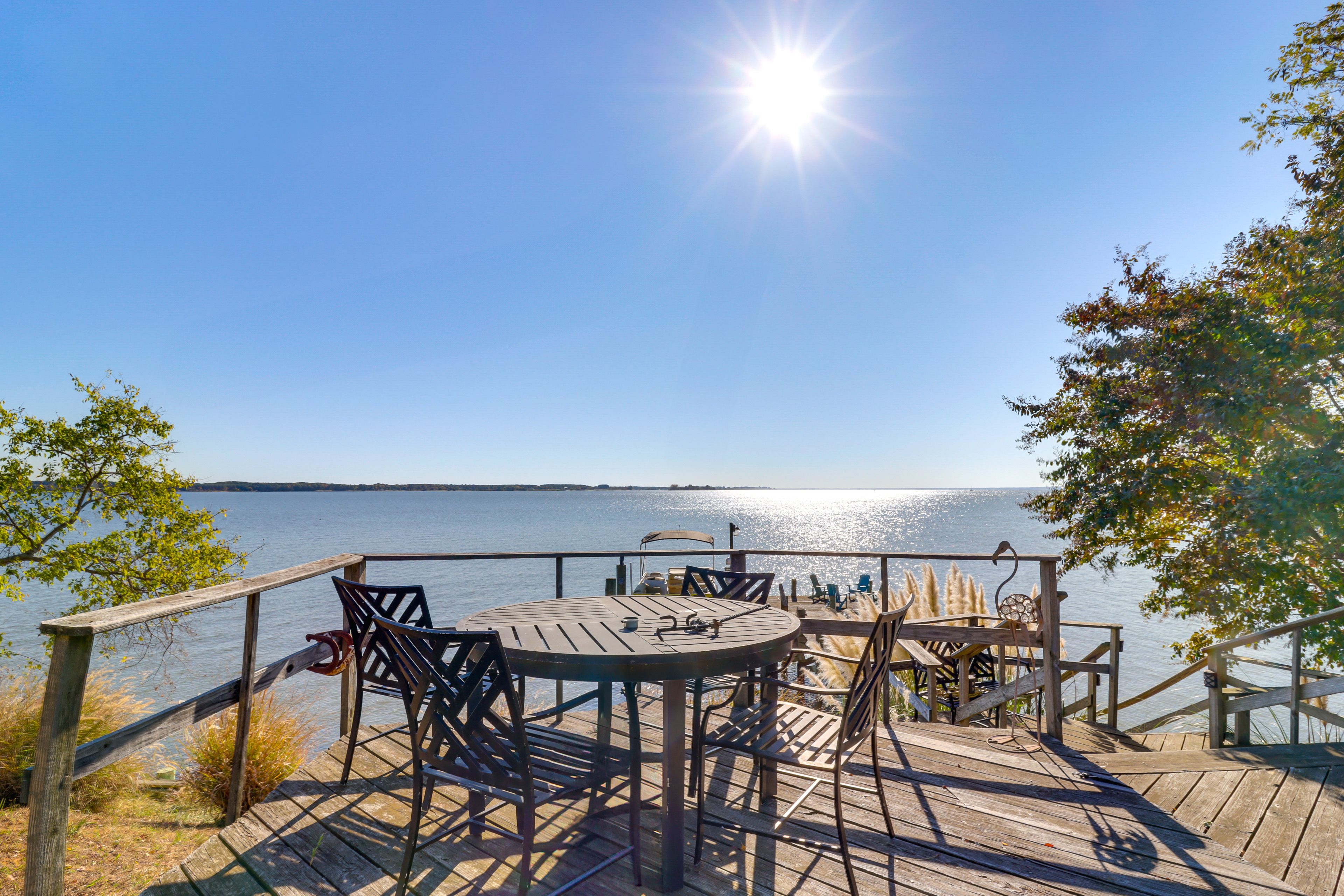 Shared Riverfront Deck & Pier