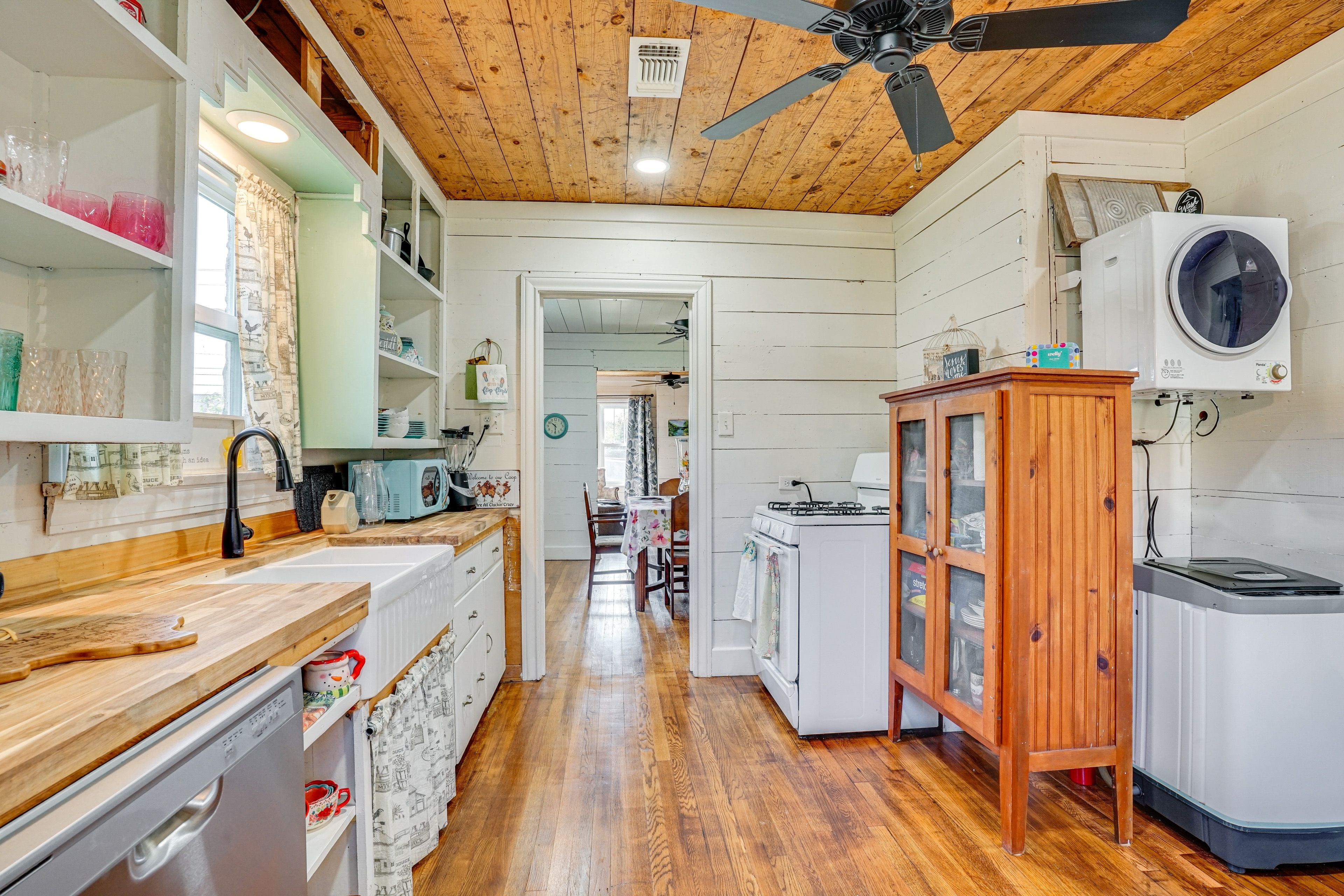 Laundry Area | Washer/Dryer | Laundry Detergent | Iron/Board