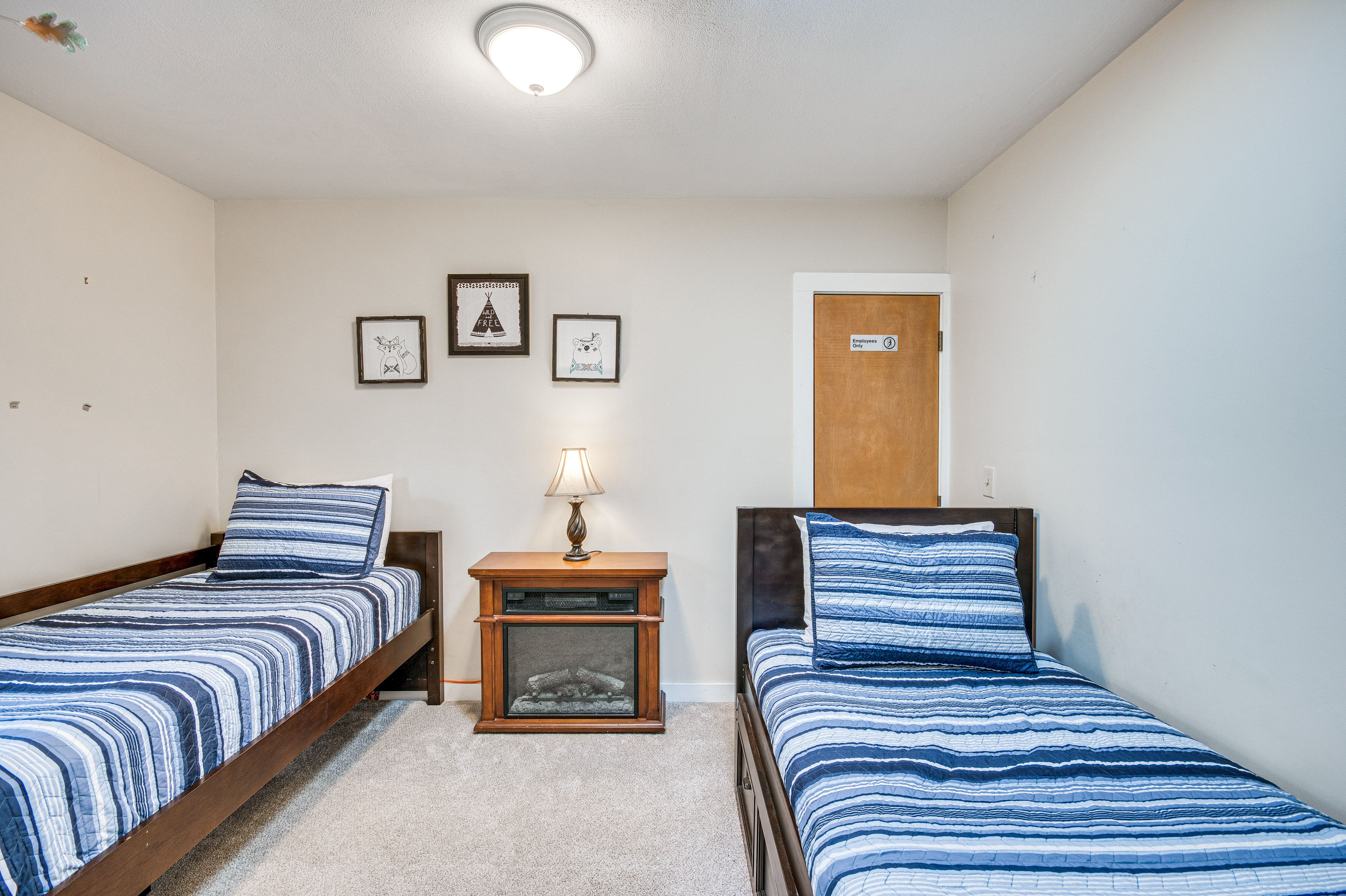 Bedroom 3 | 2 Twin Beds | 2nd Floor