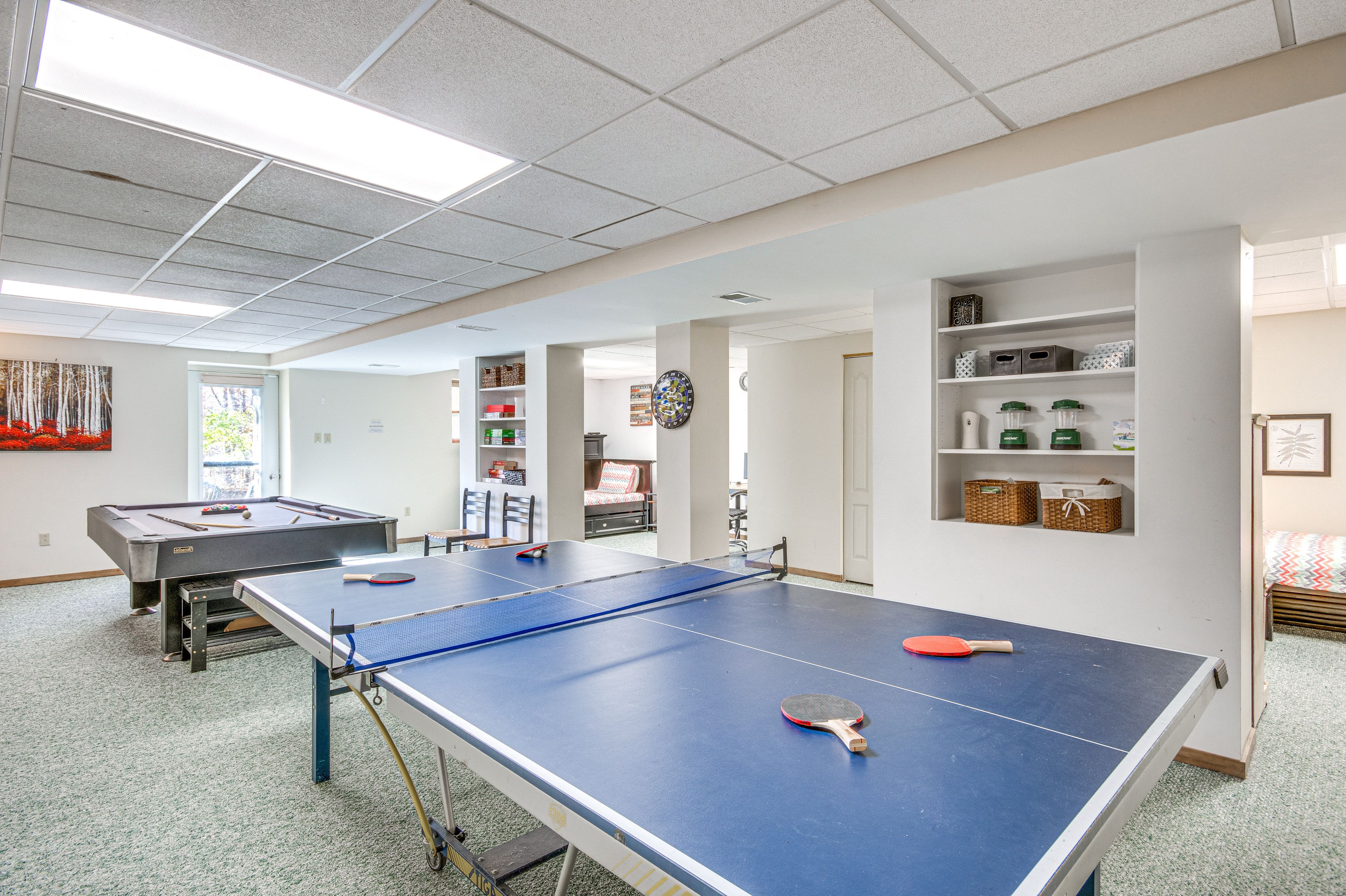 Game Room | Pool Table | 2 Twin Beds | Basement Level