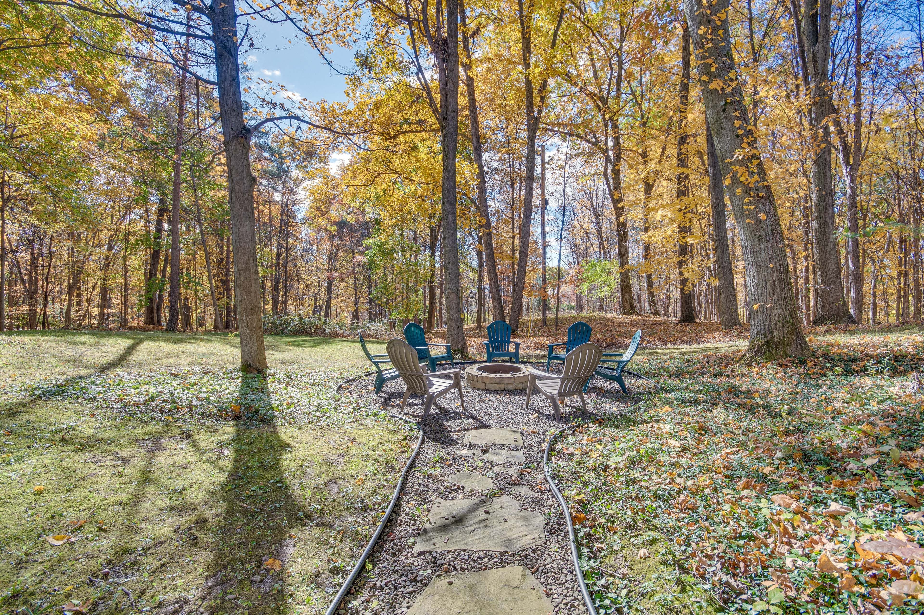 Fire Pit | Outdoor Seating