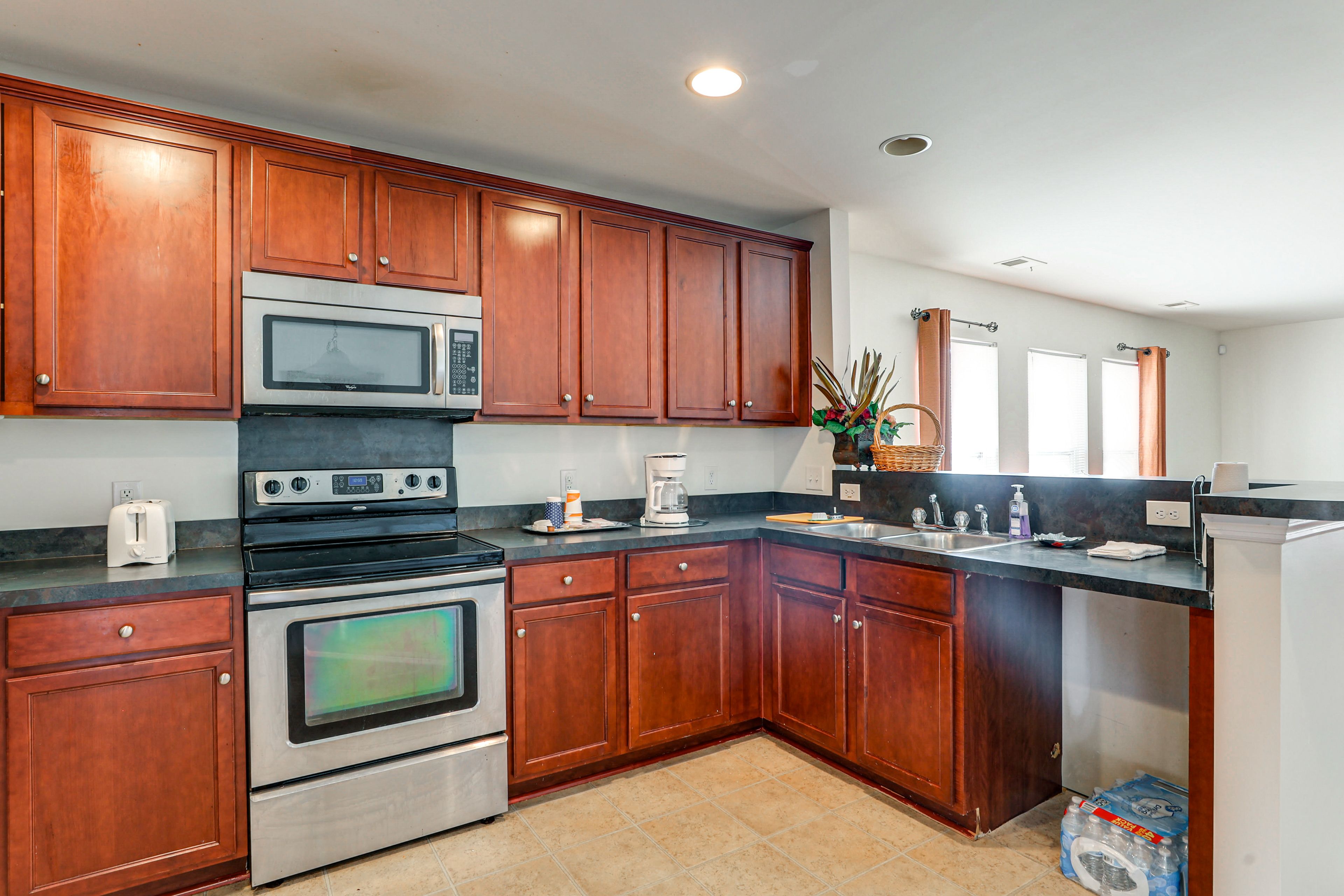 Kitchen | Refrigerator | 1st Floor
