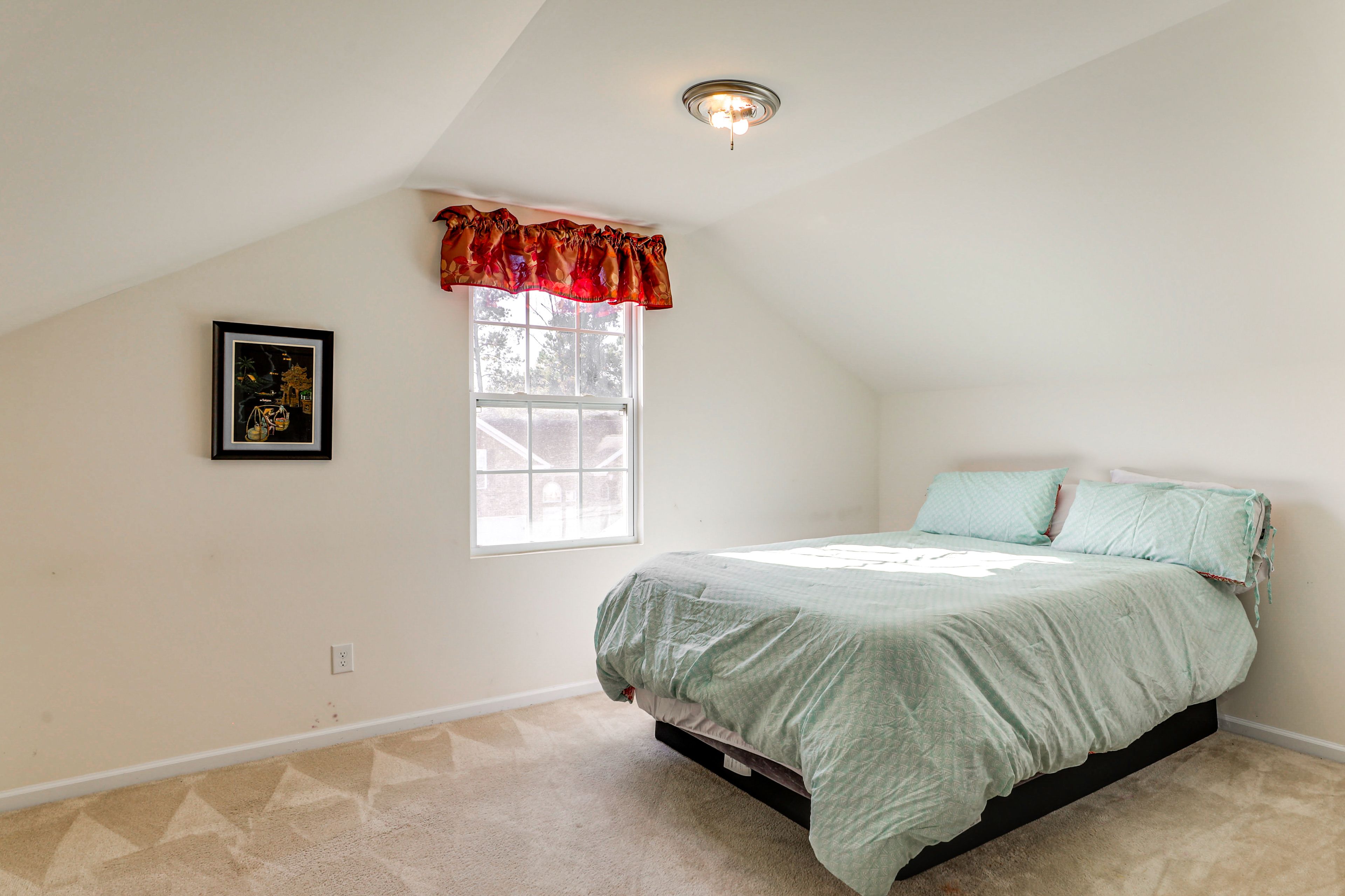 Bedroom 3 | Queen Bed | 2nd Floor