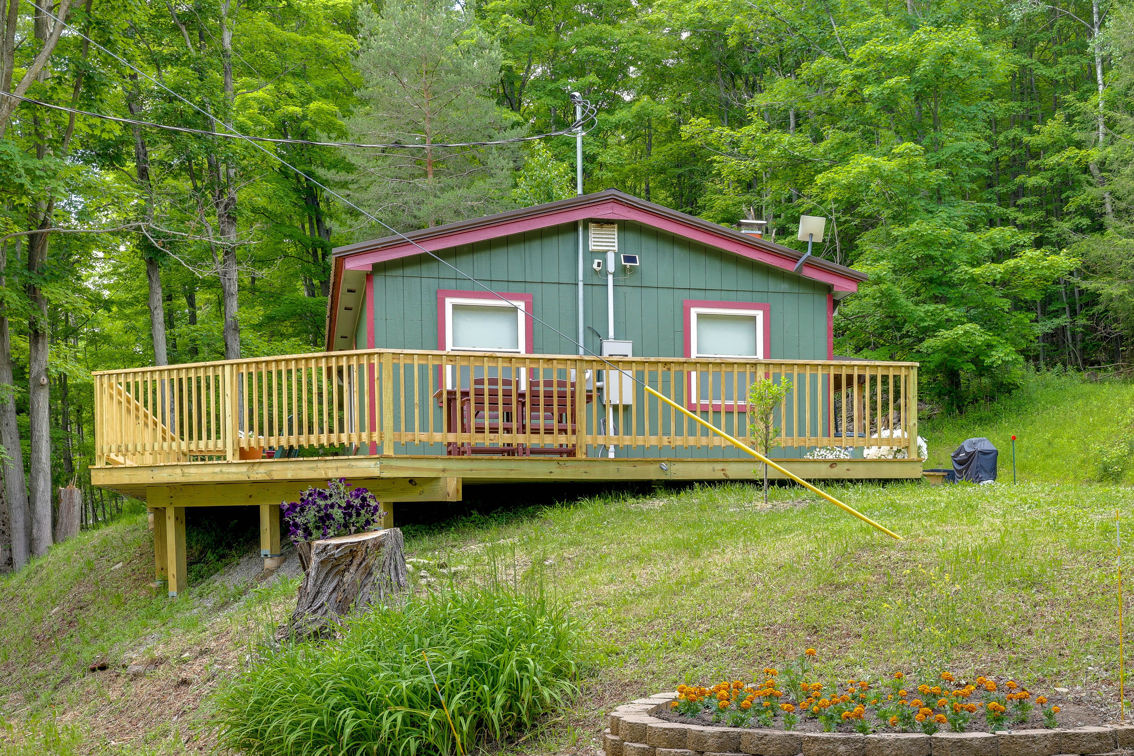 Cohocton Vacation Rental | 2BR | 1BA | 900 Sq Ft | Step-Free Access