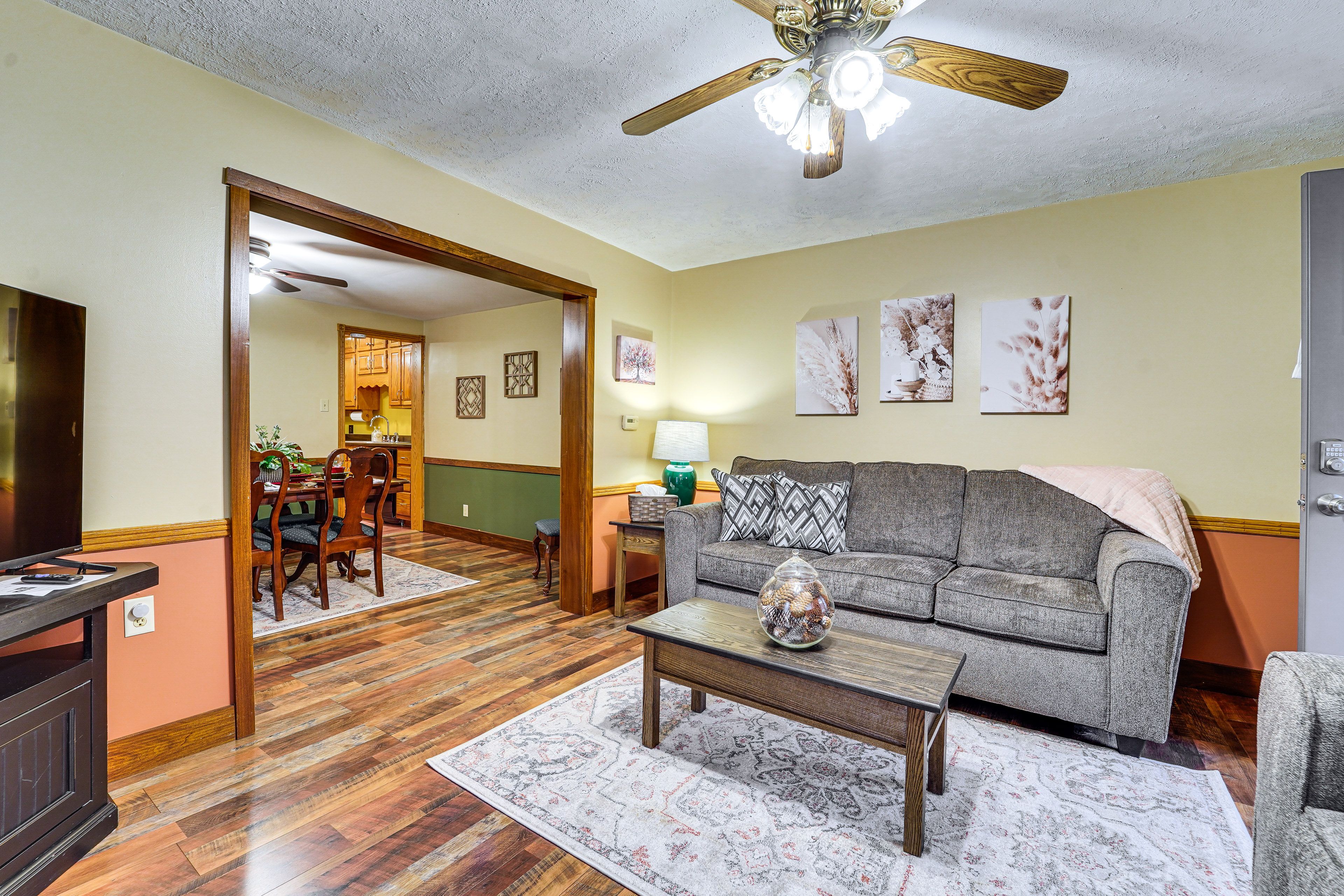 Living Room | 1st Floor | Free WiFi