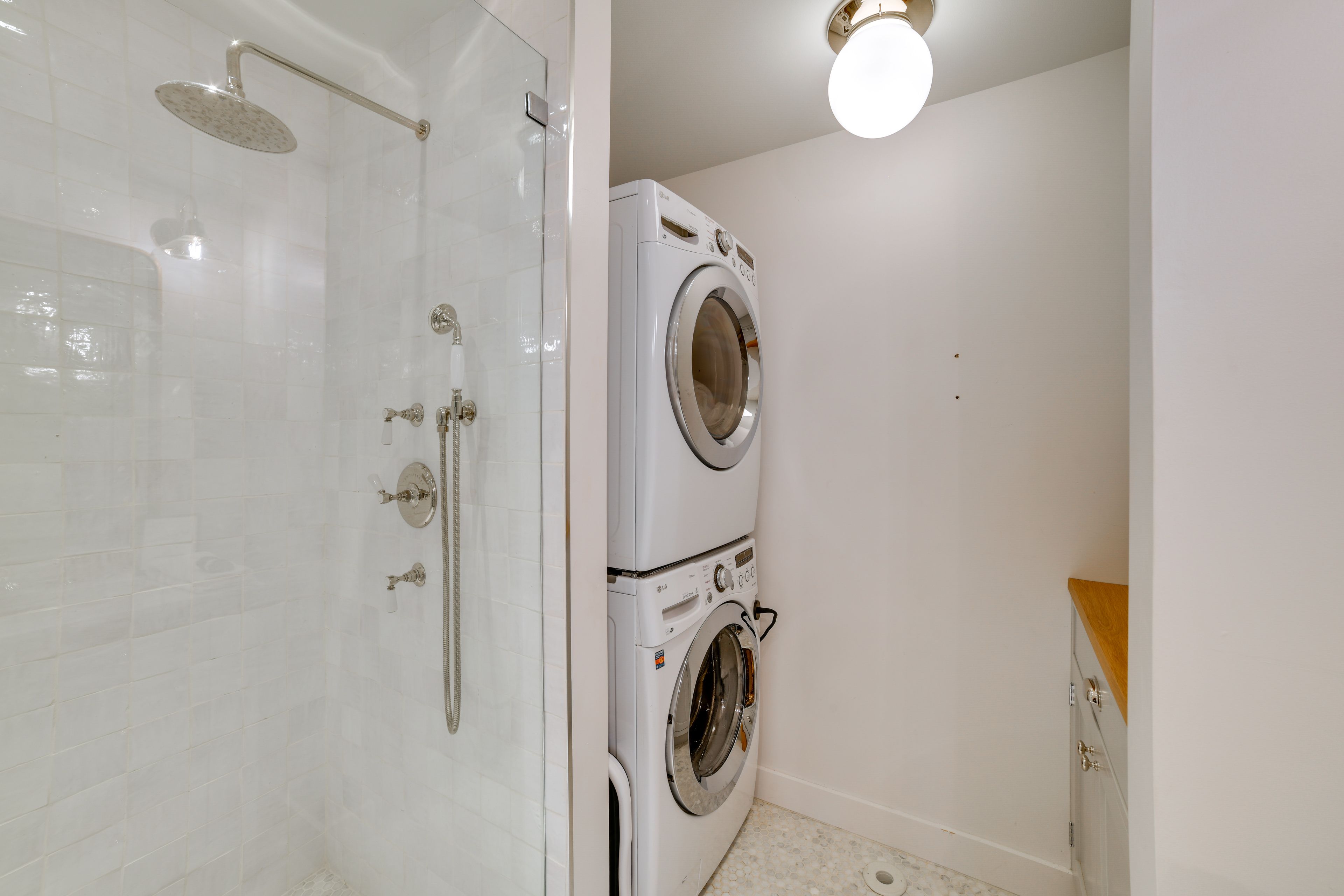 Laundry Room | 2nd Floor | Washer & Dryer