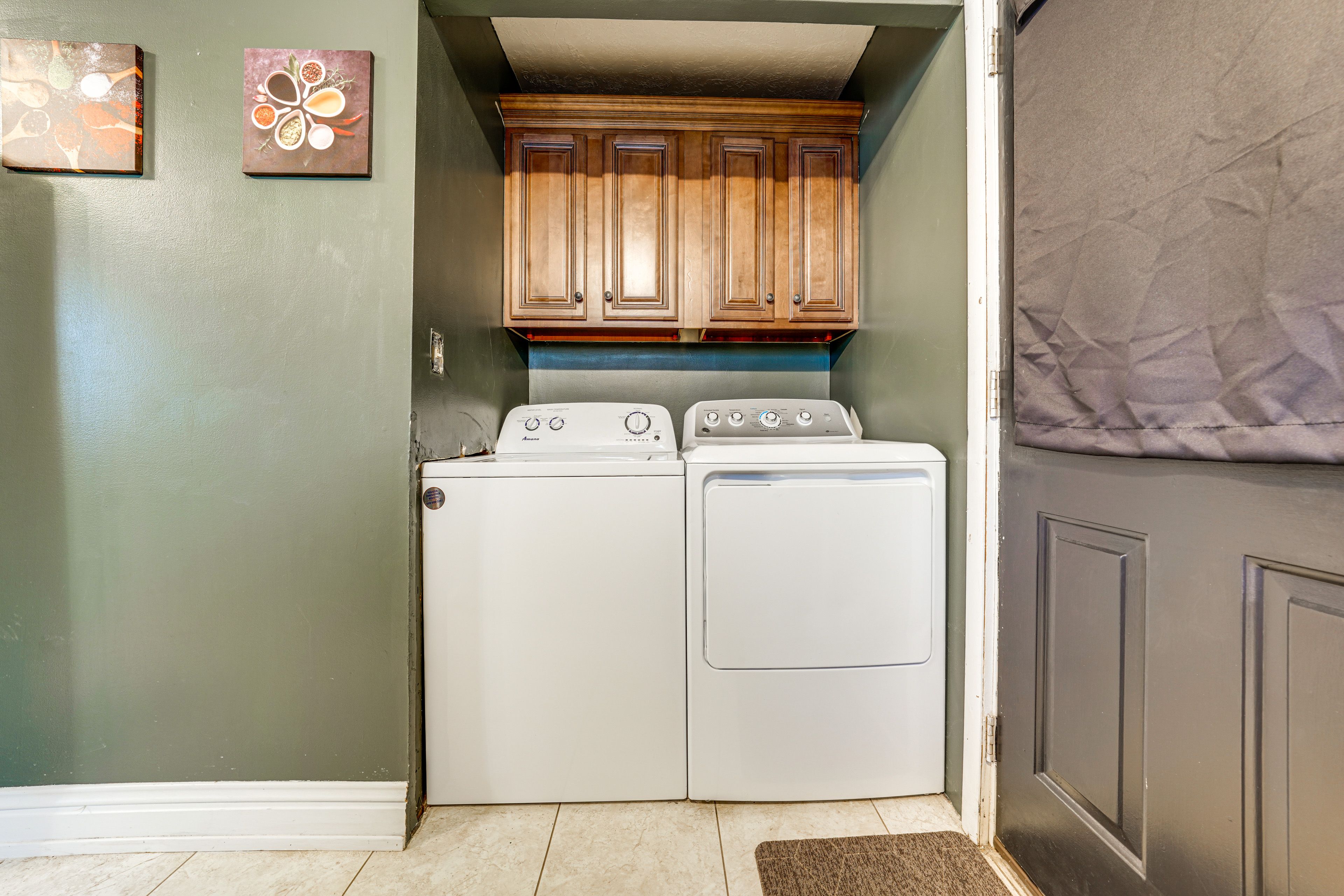 Laundry Room | 1st Floor