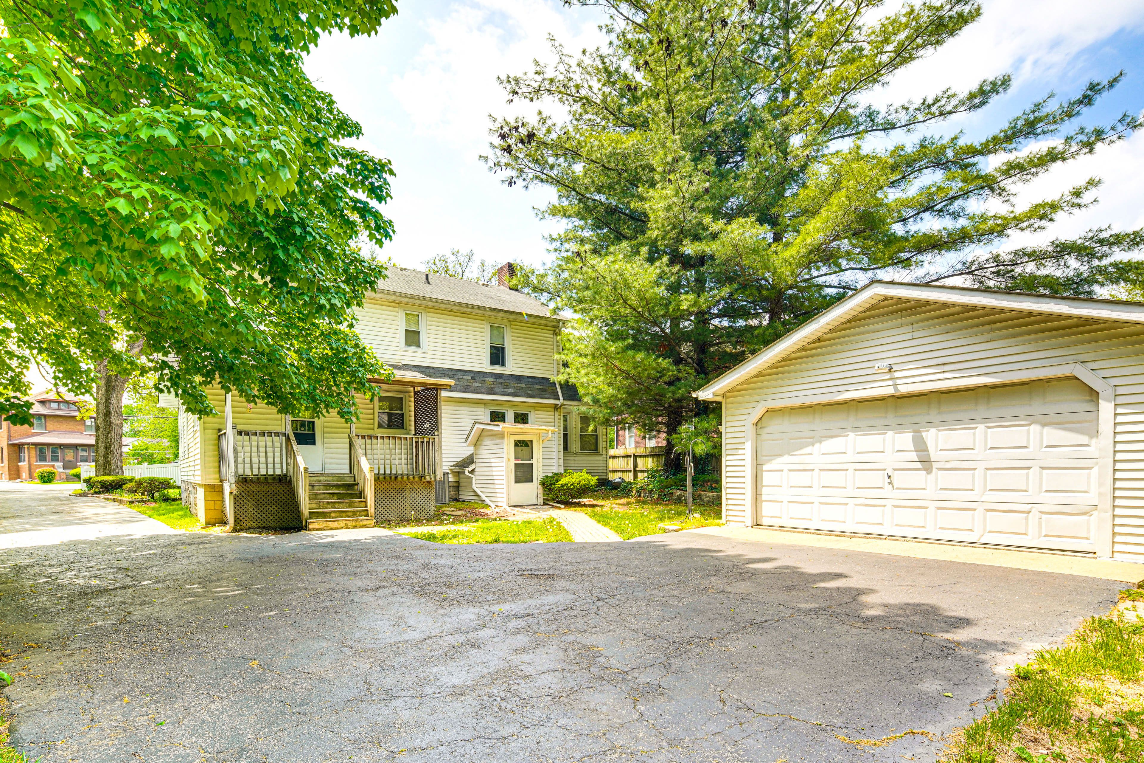 Back Exterior | Parking | Driveway (2 Vehicles)