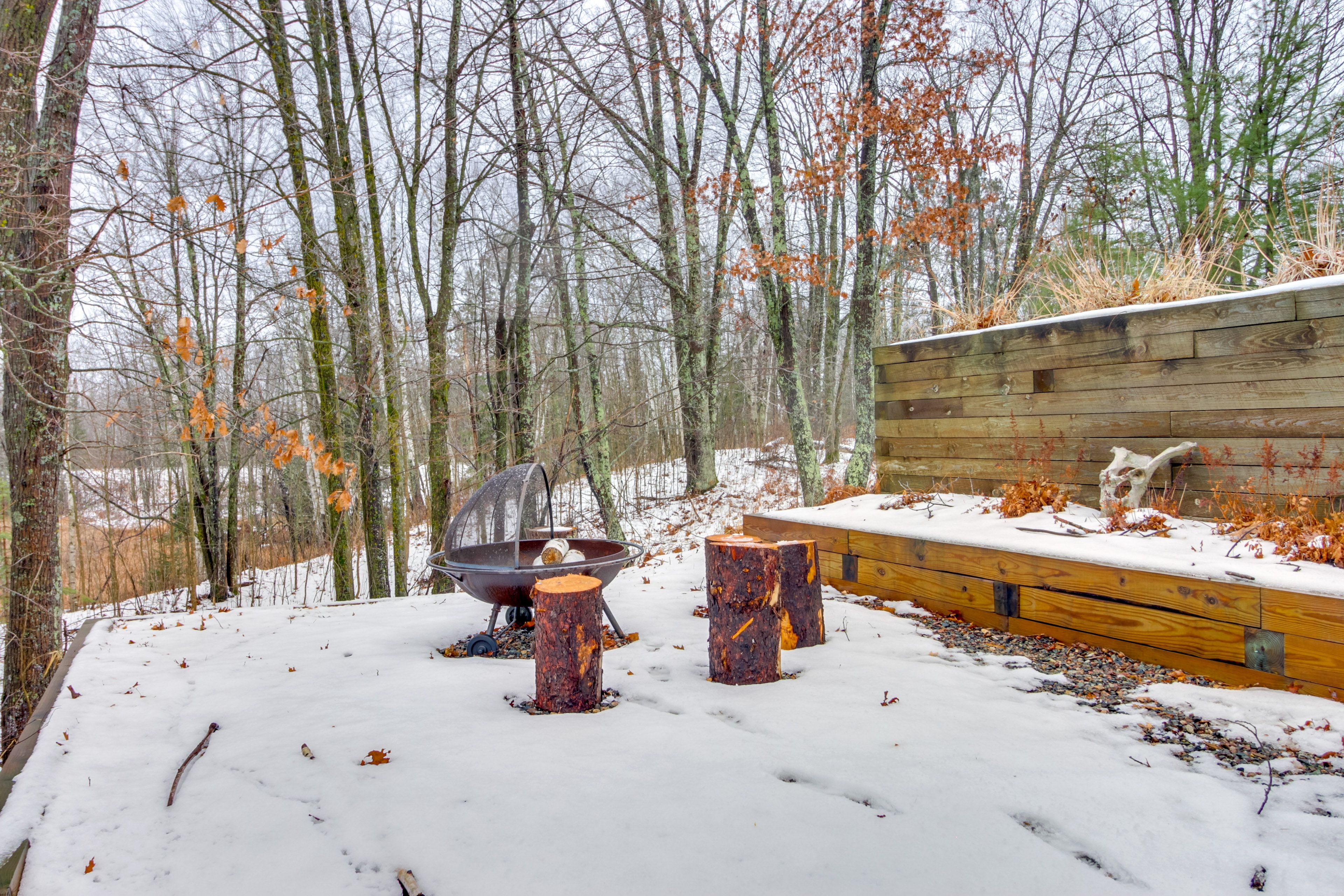 House Exterior | Wood-Burning Fire Pit