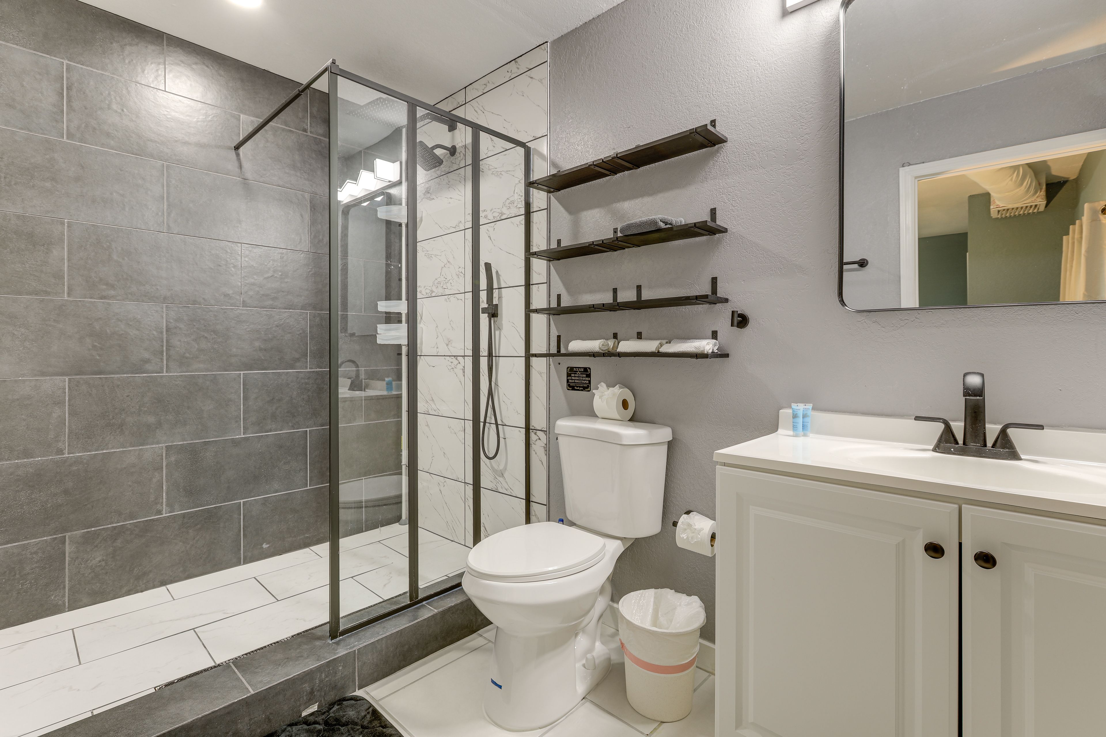 En-Suite Bathroom | 1st Floor | Complimentary Toiletries | Hair Dryer
