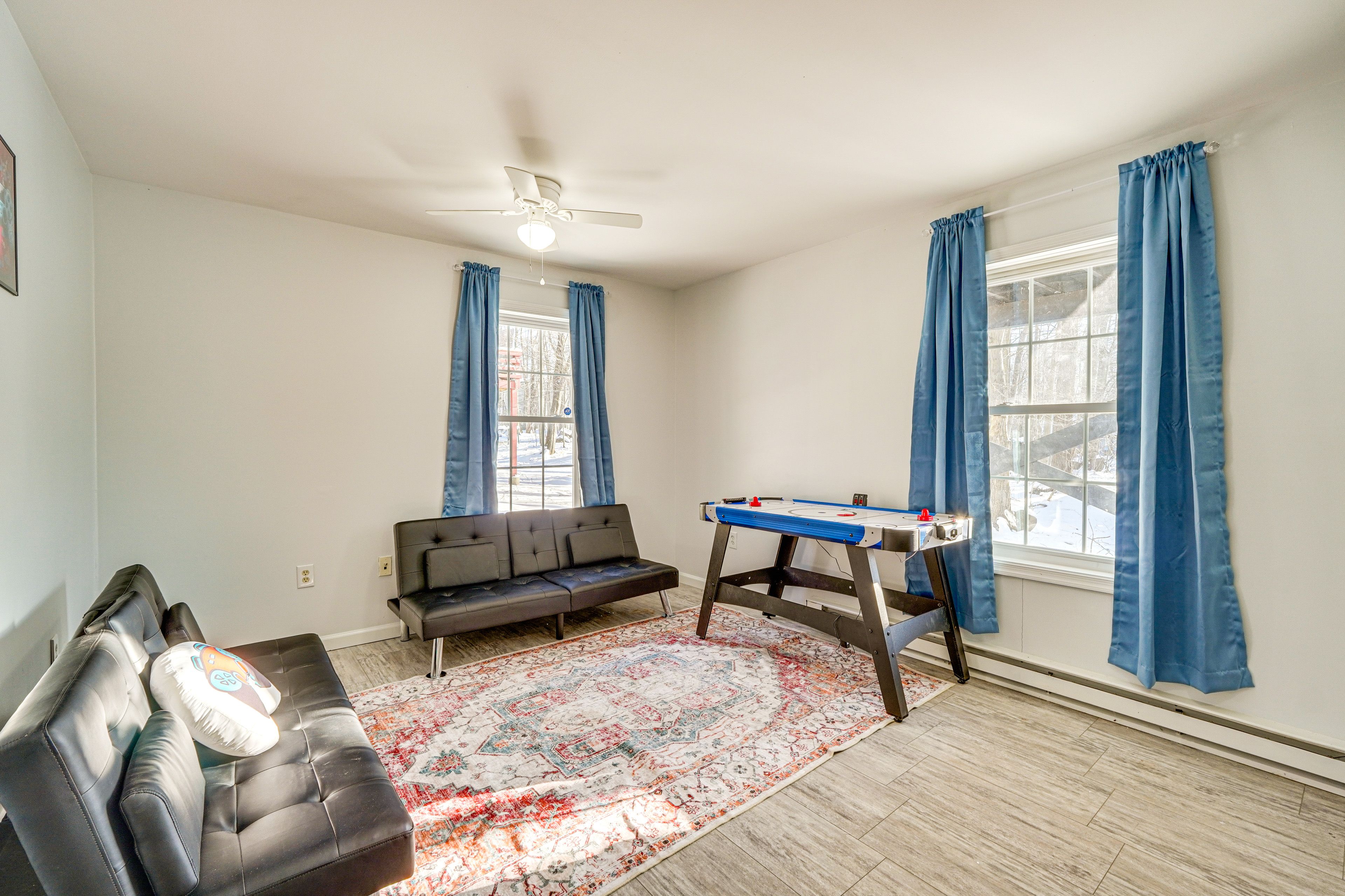 Game Room | Basement Floor | Smart TV | Air Hockey Table