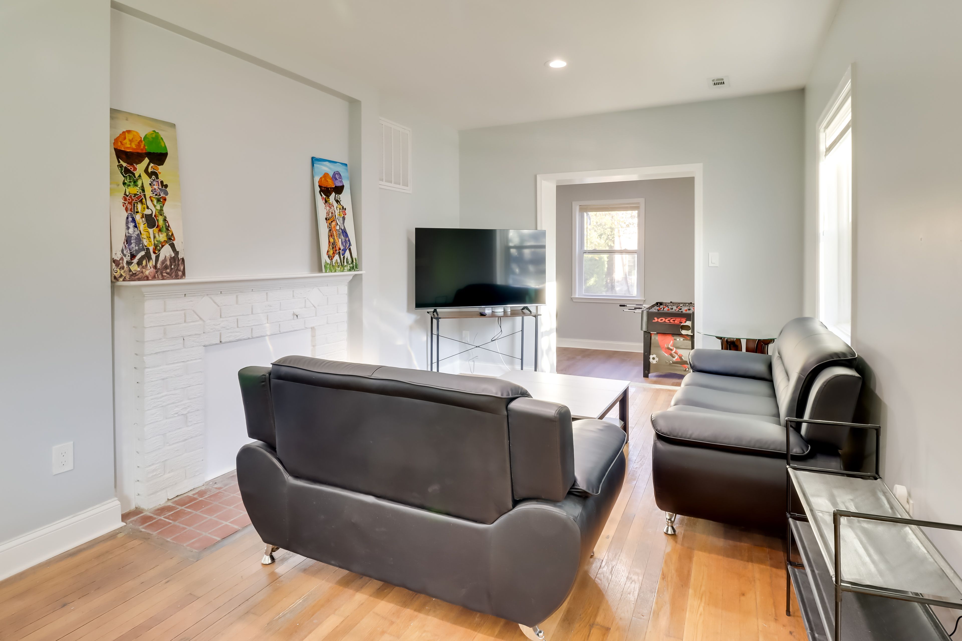 Living Room | Free WiFi | Smart TV | Foosball Table | 1st Floor