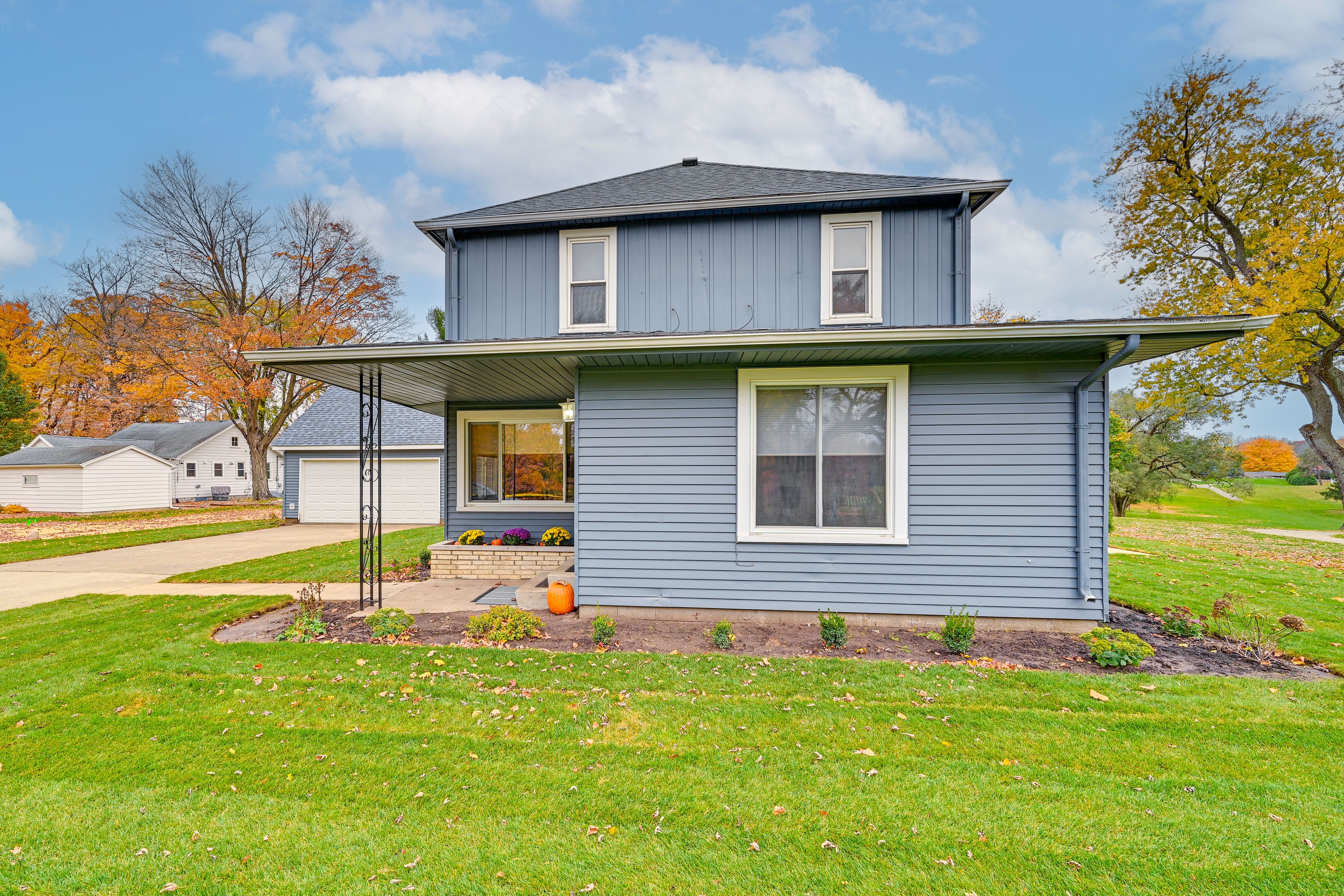 Located on 4th Hole of Legacy Hills Golf Course