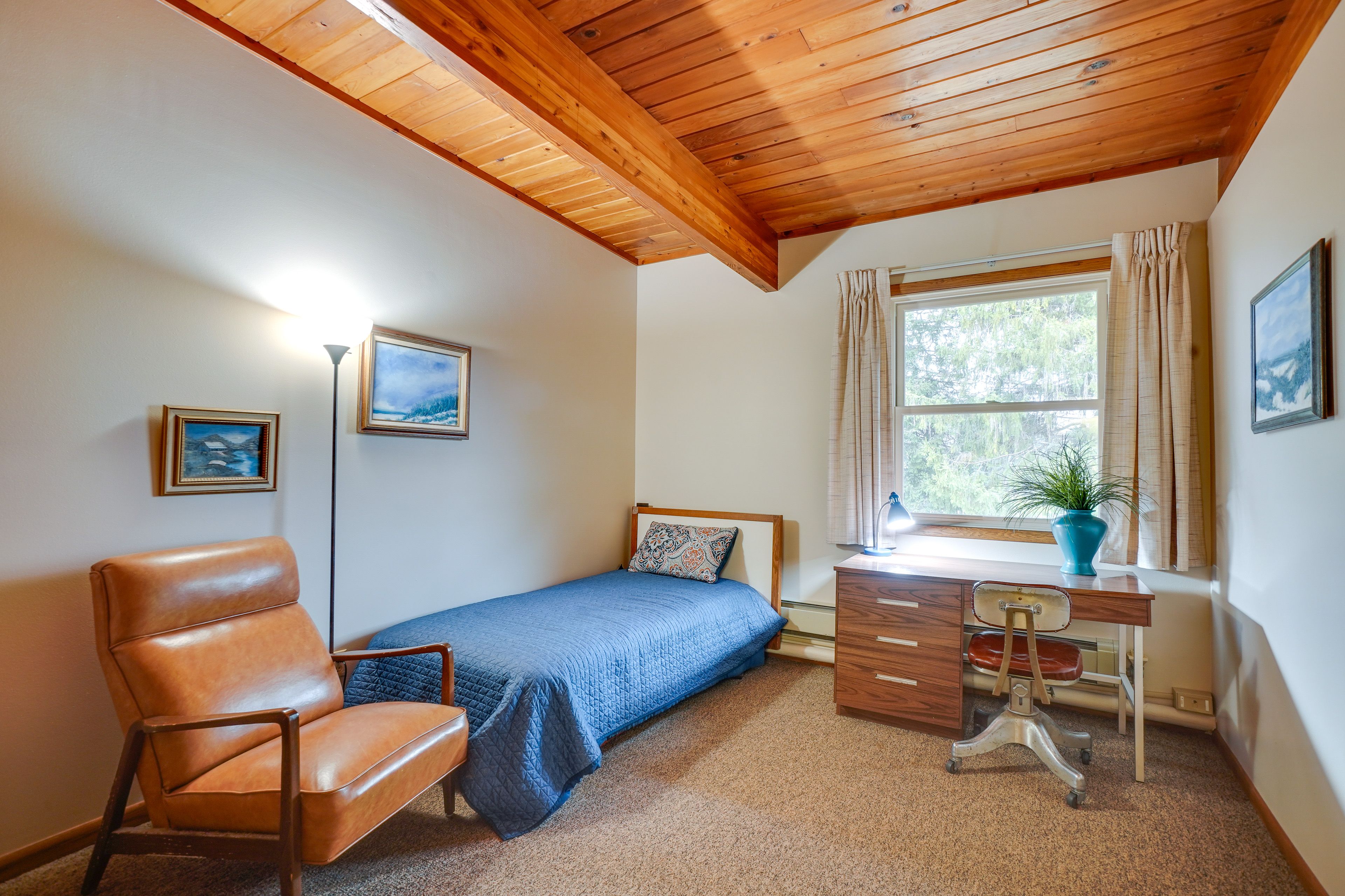 Bedroom 5 | Twin Bed