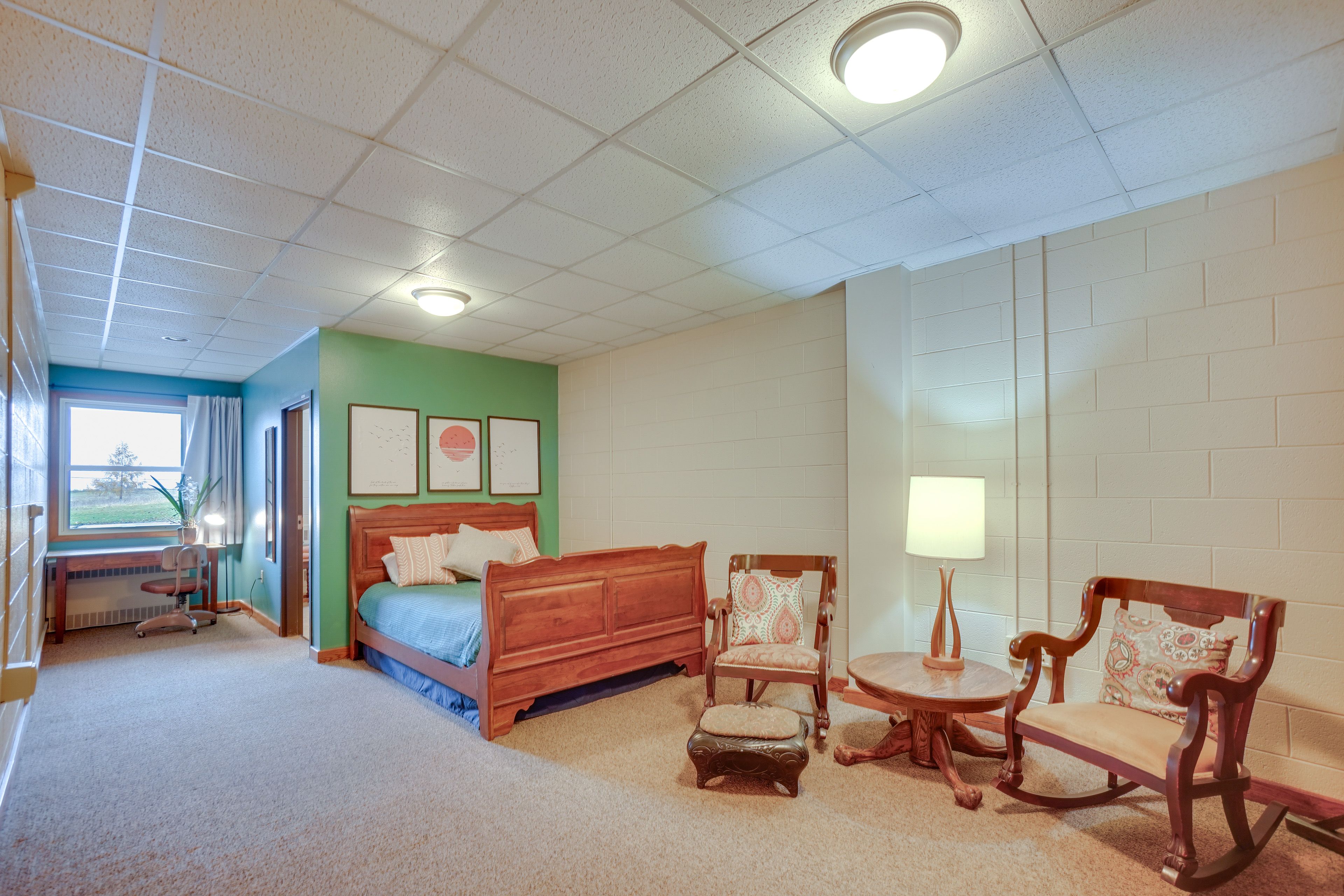 Bedroom 2 | Queen Bed