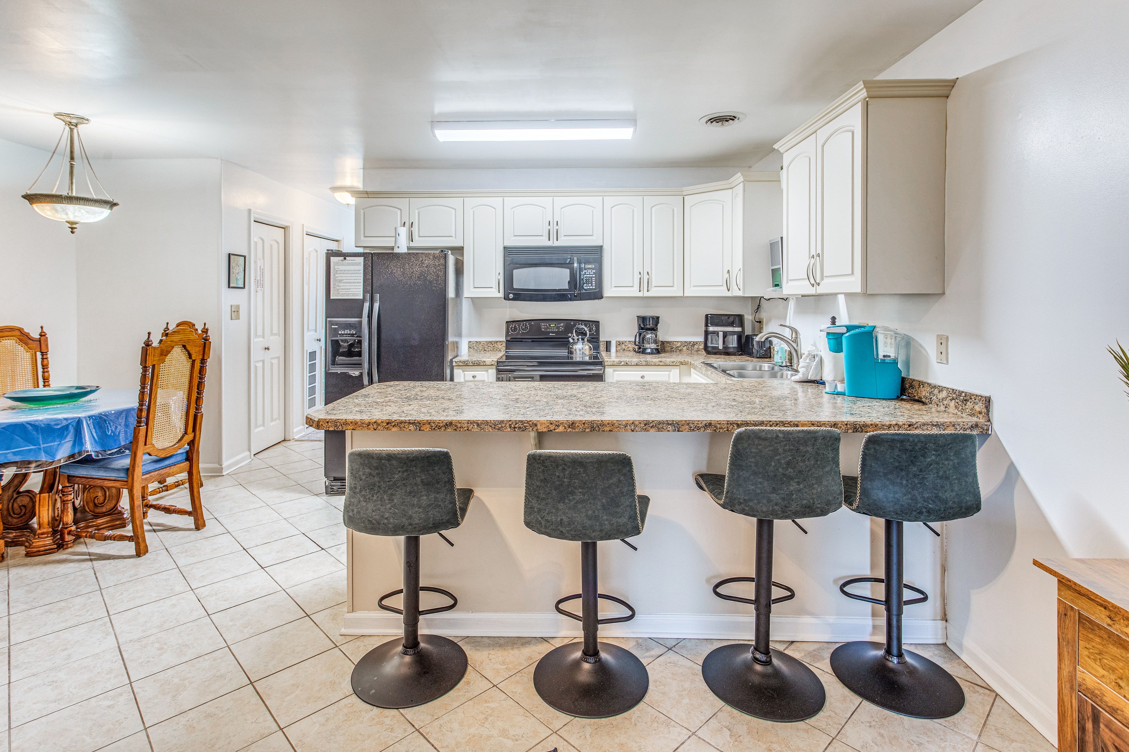 Breakfast Bar