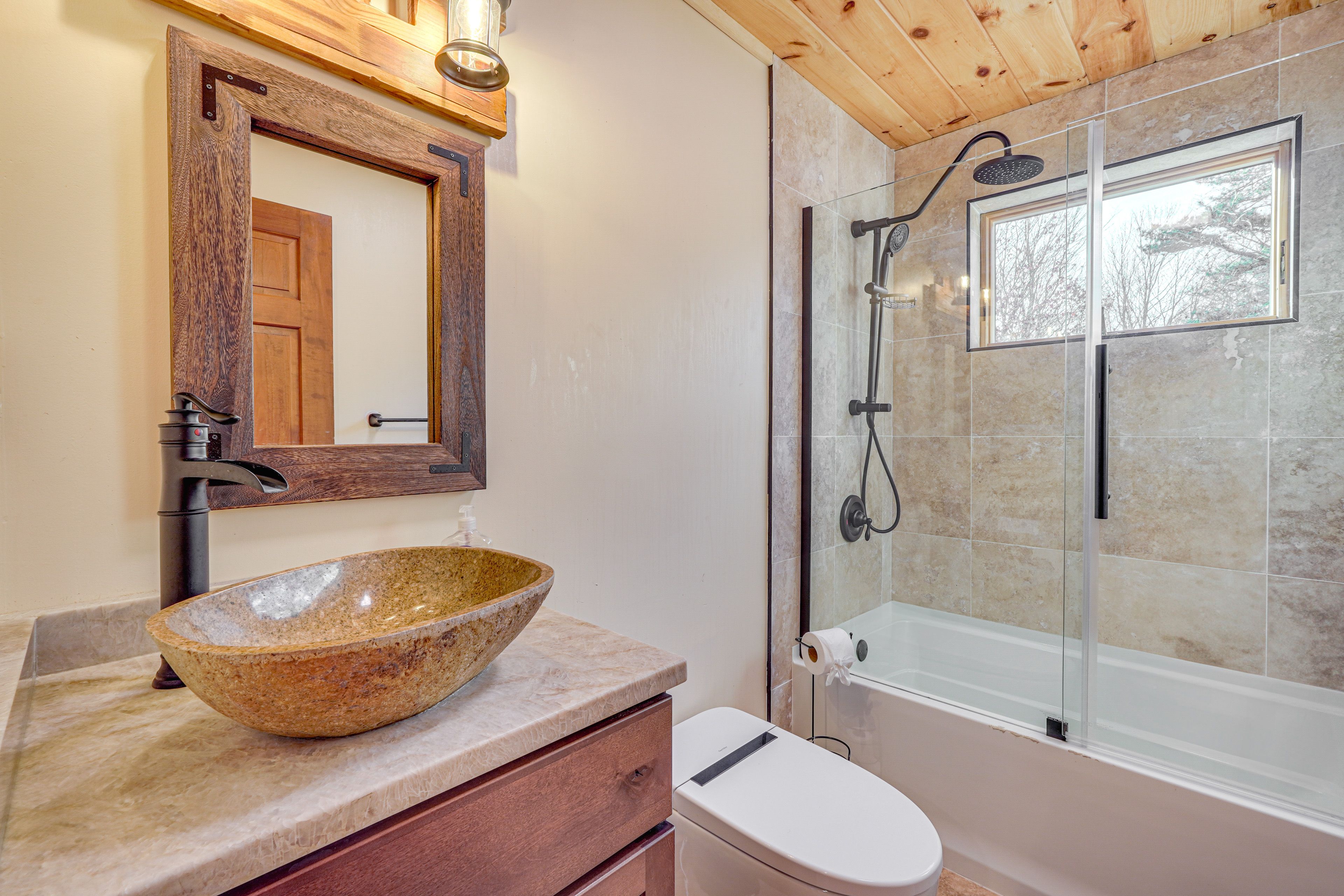 Bathroom | Towels Provided | 1st Floor