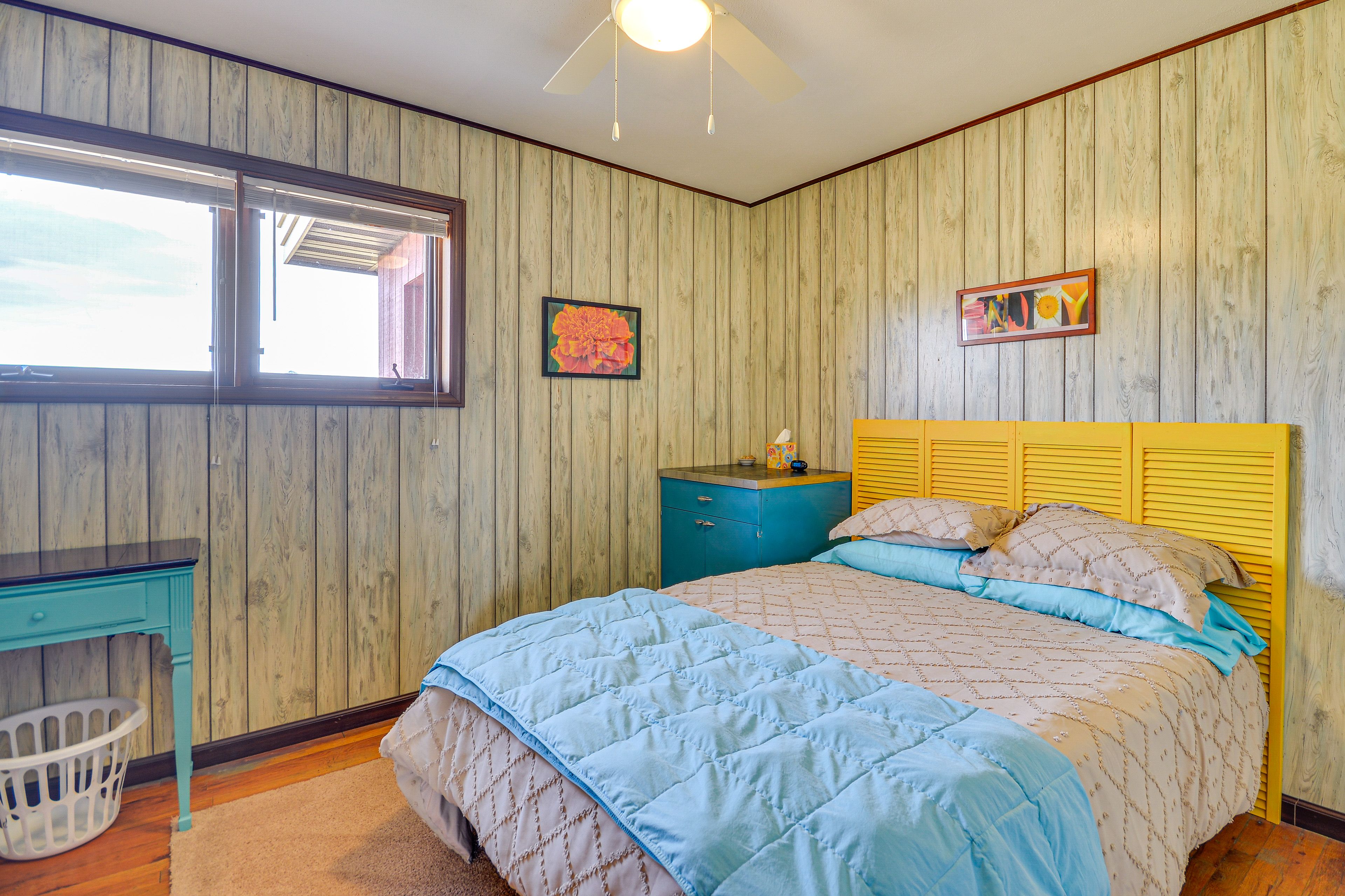Bedroom 1 | Queen Bed | Linens Provided | Main Level